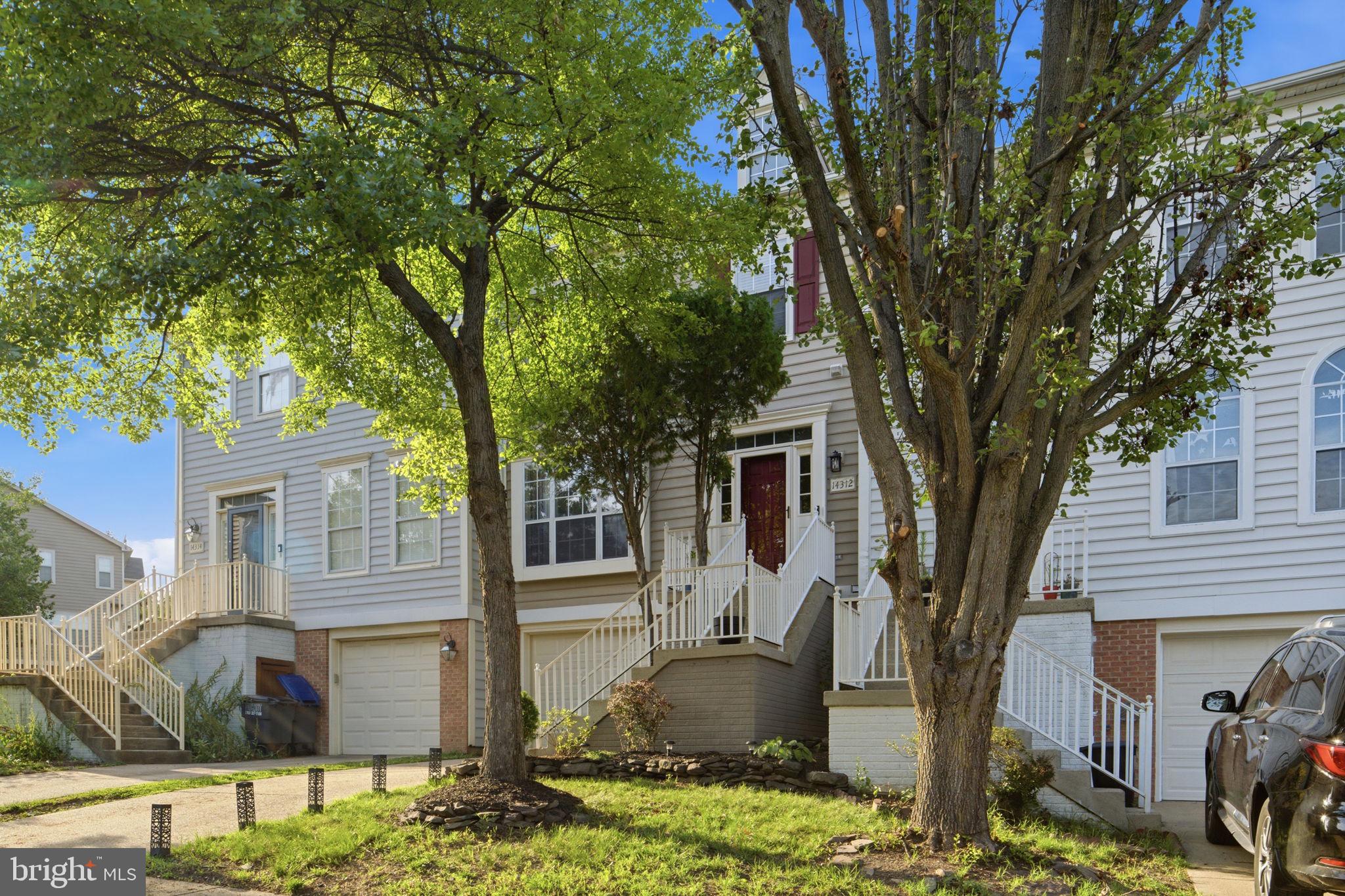 COMPTON VILLAGE - Residential