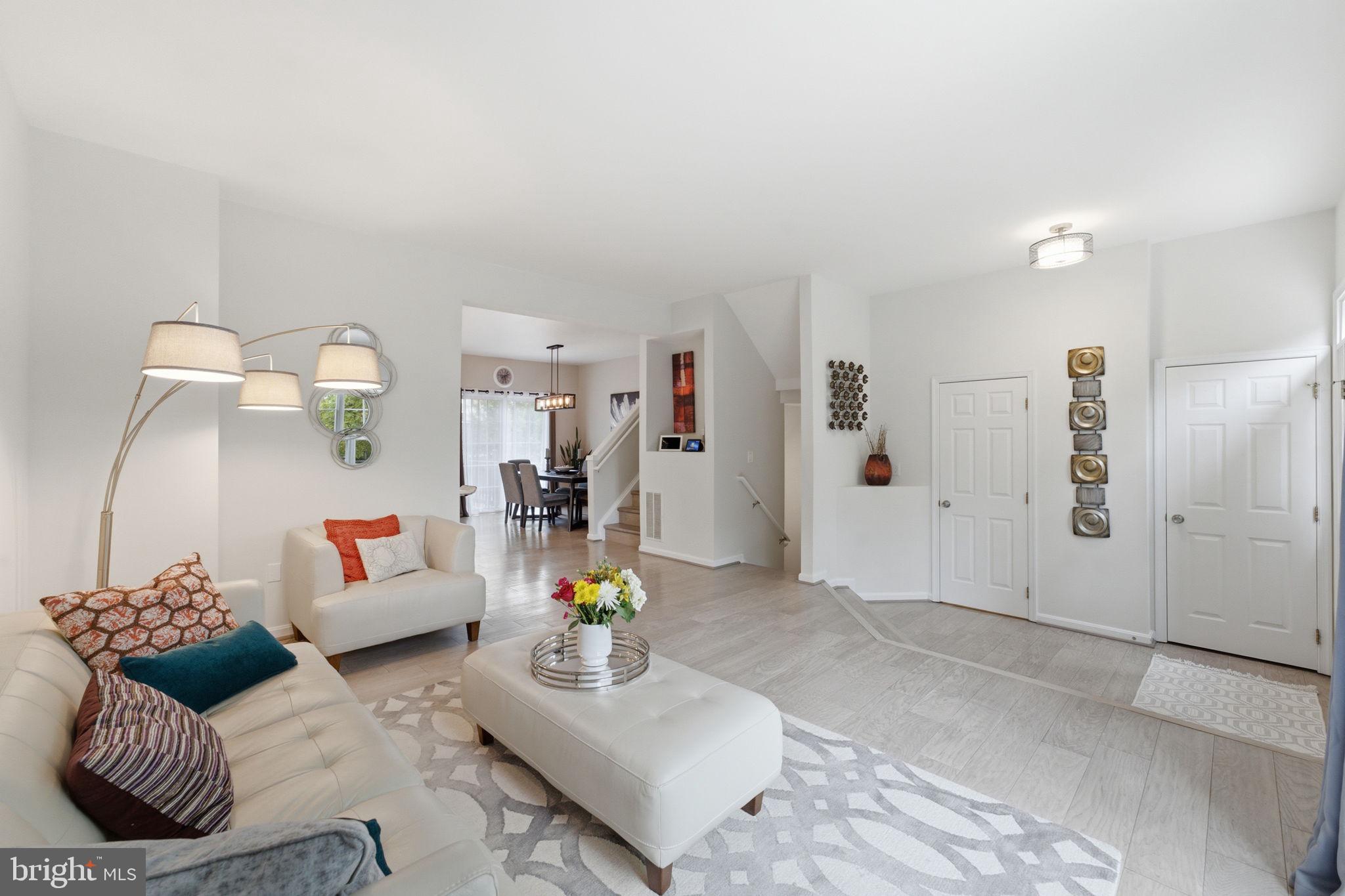 COMPTON VILLAGE - Residential