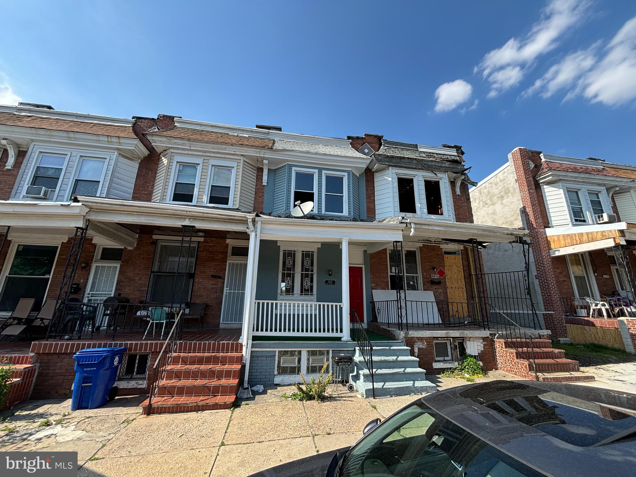 ONLINE AUCTION: Bidding begins 10/10/2024 @ 10:00 AM. Bidding ends 10/14/2024 @ 12:20 PM. List Price is Suggested Opening Bid. 2 Story Porch-Front Townhouse located in the Penrose area of Baltimore City. Residents can enjoy the nearby attractions such as Grace Medical Center, West Baltimore MARC Station, Westside Shopping Center, Carroll Park Golf Course, & Carroll Park. Easy Access to Major Traffic Artery Baltimore St. Property is Vacant. Deposit: $5,000.