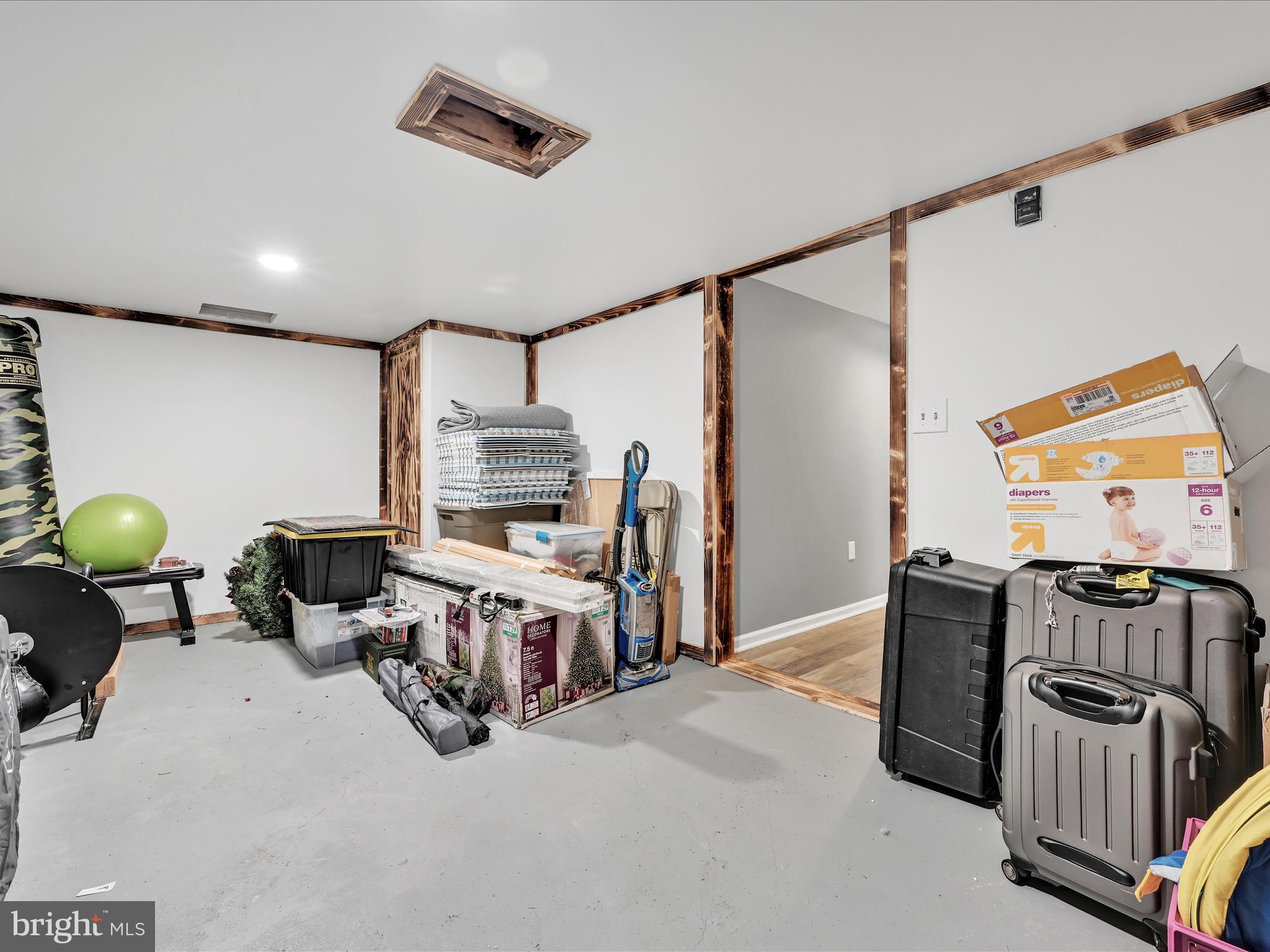 EDEN TWP - Residential