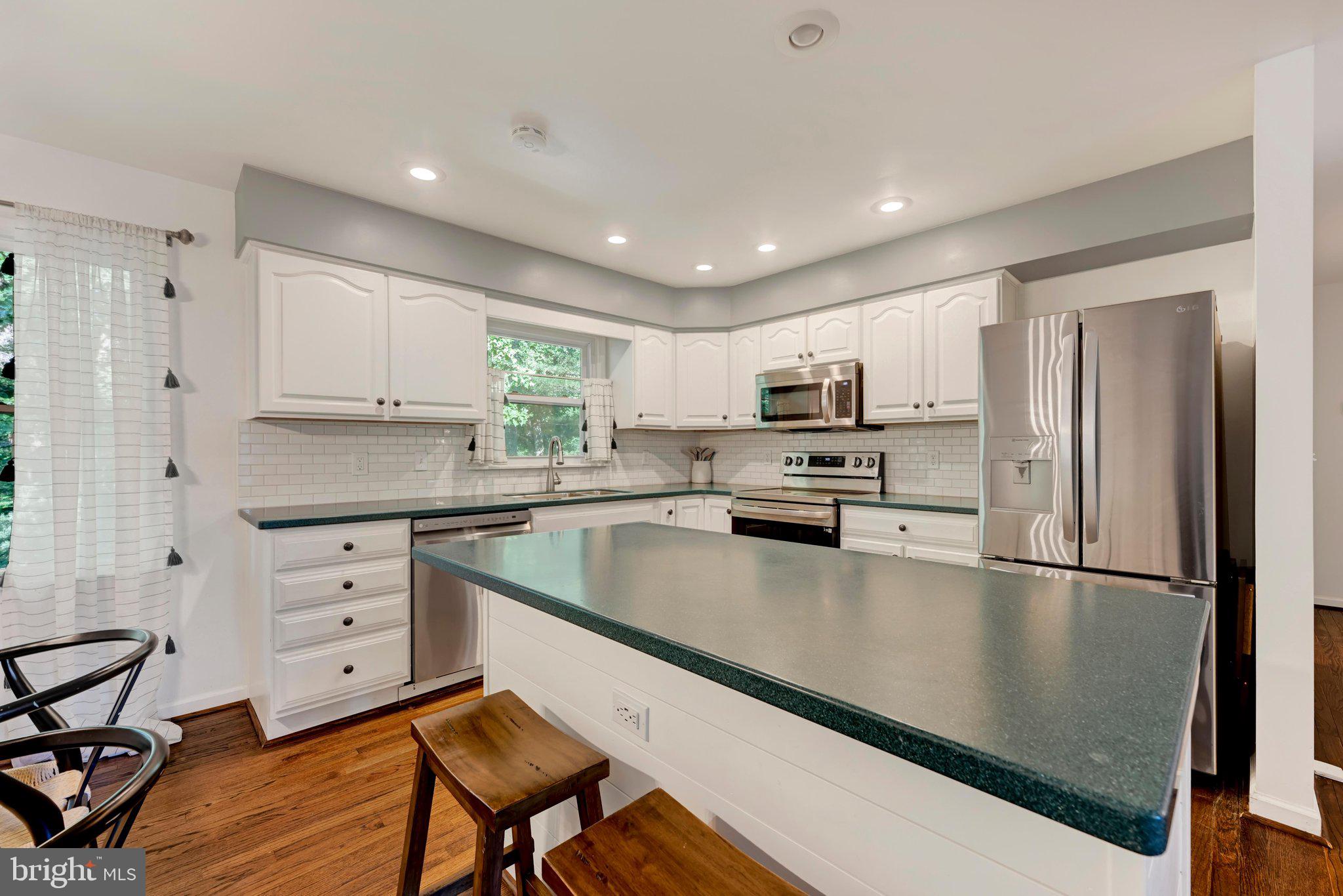HERALD HARBOR - Residential