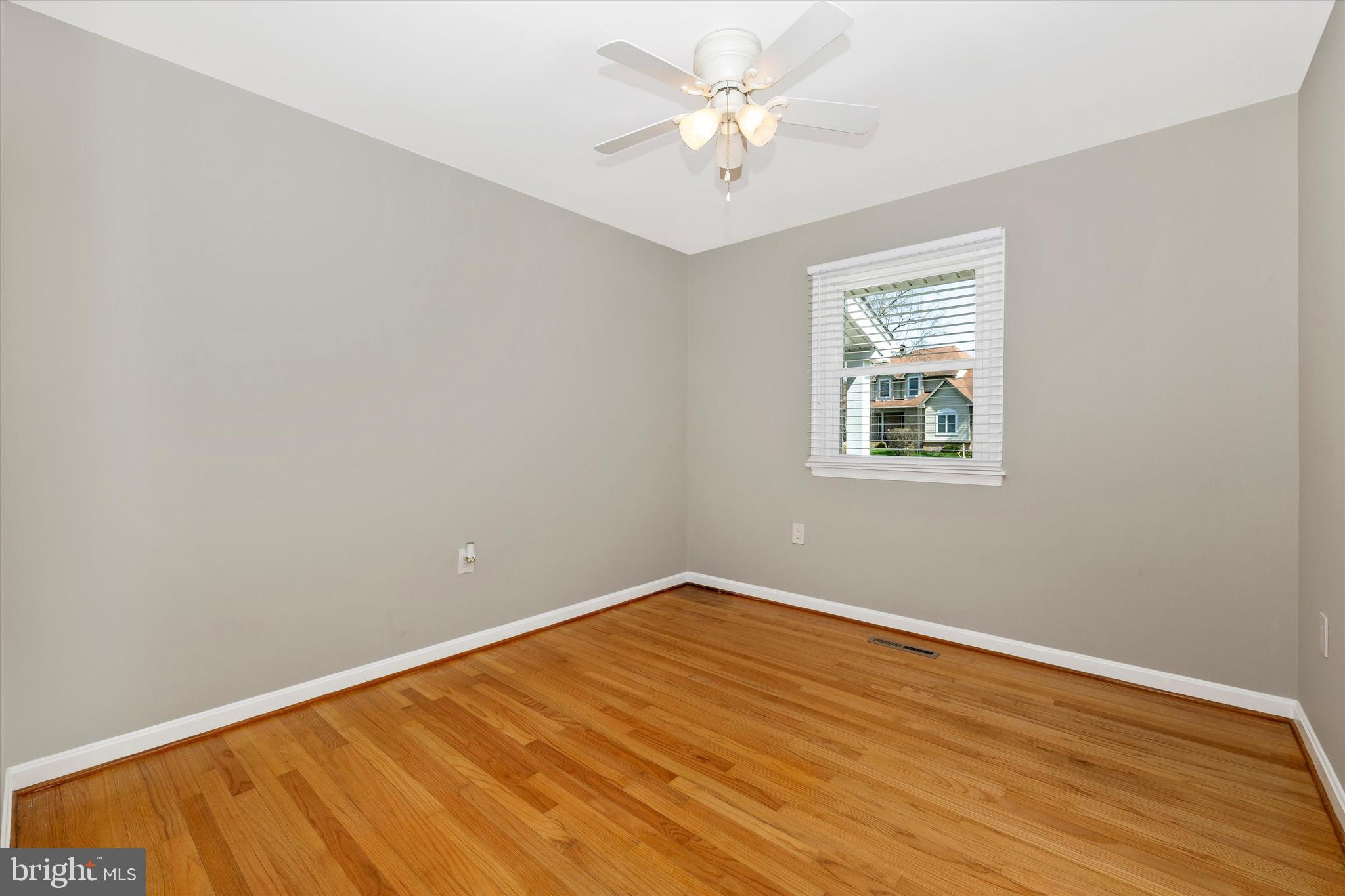 BROADVIEW ACRES - Residential