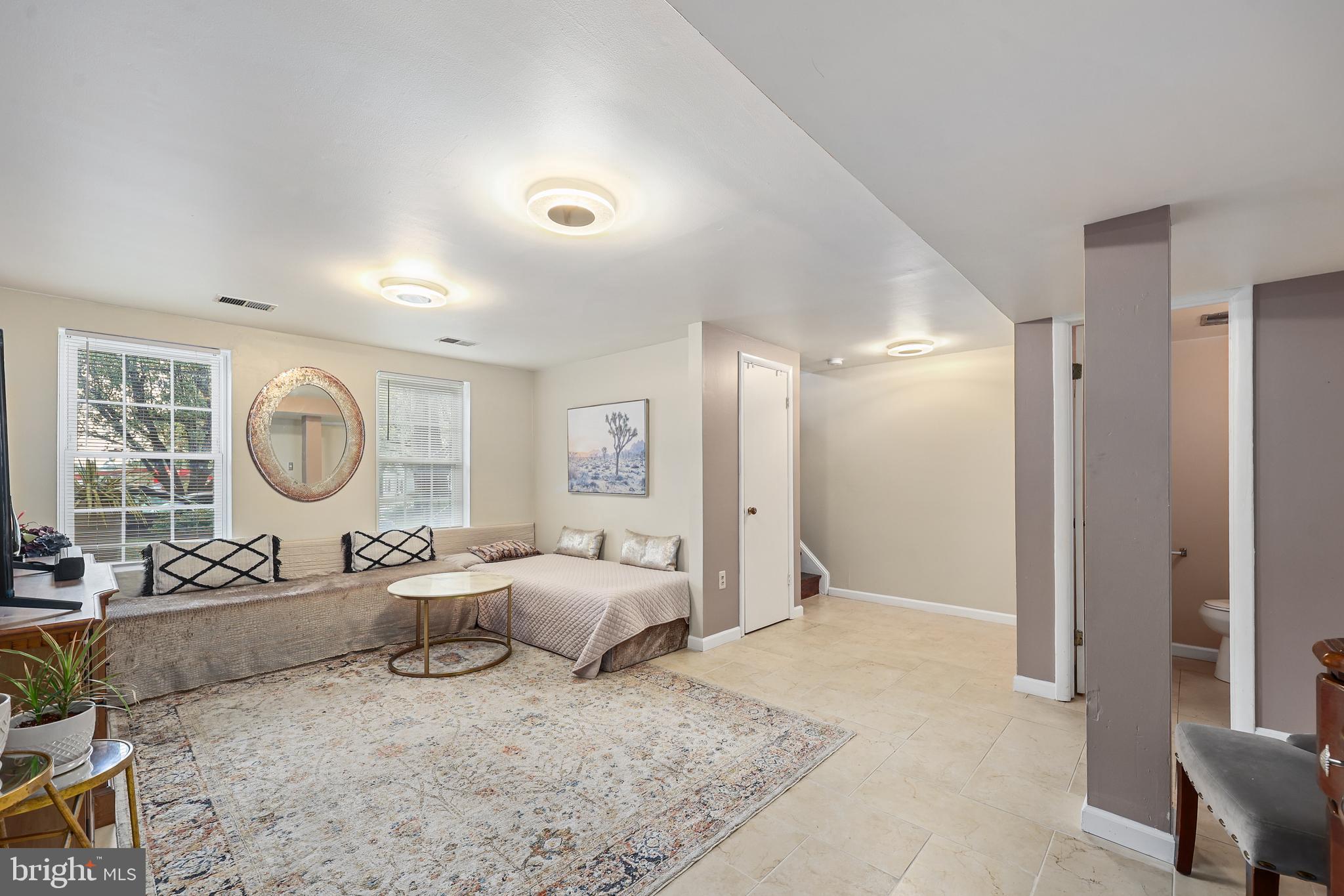 HERITAGE VILLAGE - Residential