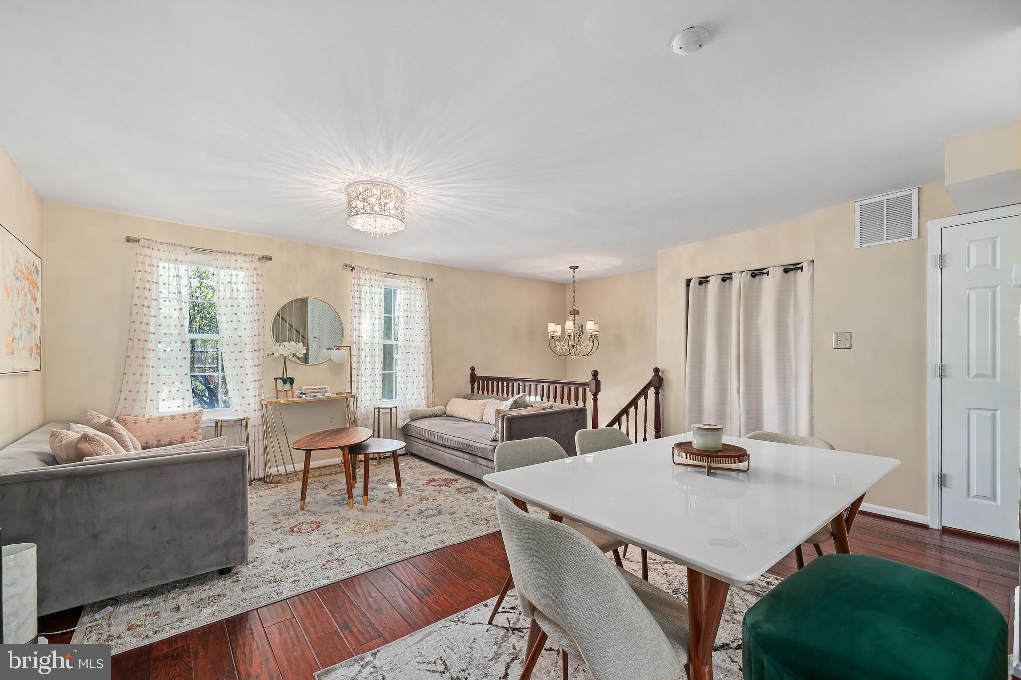 HERITAGE VILLAGE - Residential