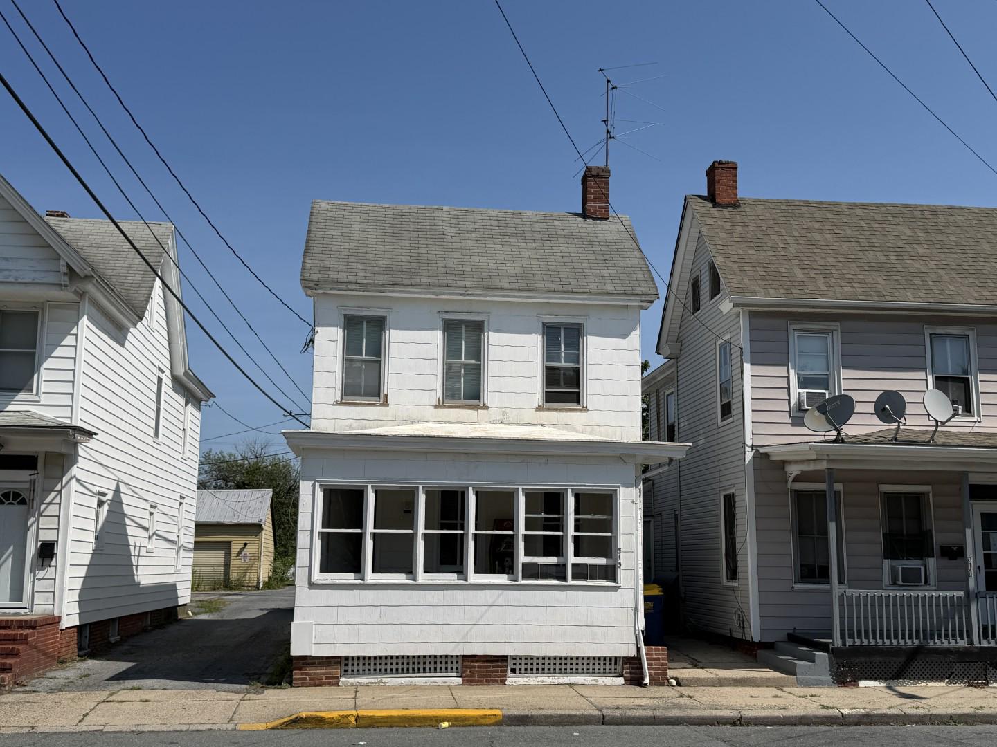 Darling home in West Dover. Ideal for small family. This home can be rented, would make a great investment property. Tenant currently residing so allow showing times to give notice.