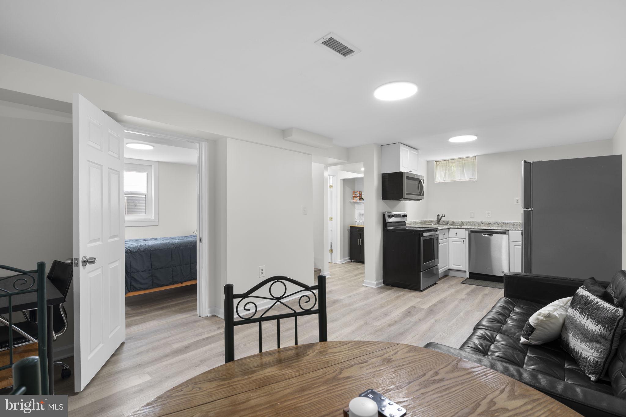 DANIELS PARK- ADDN - Residential