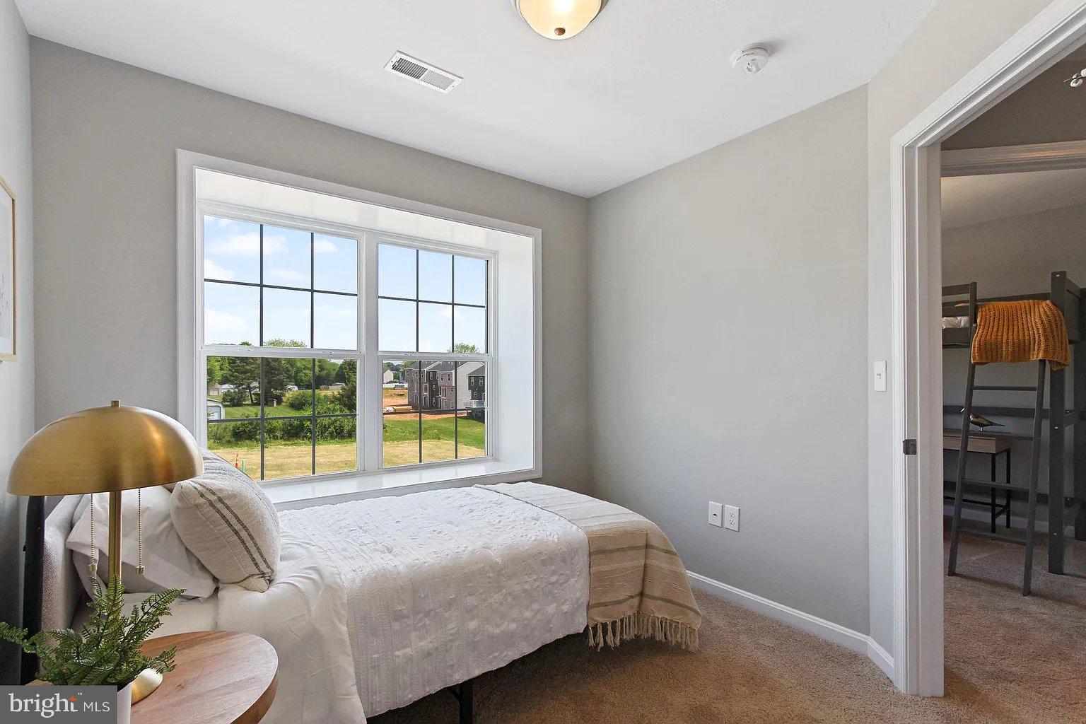 HUDSON RIDGE - Residential