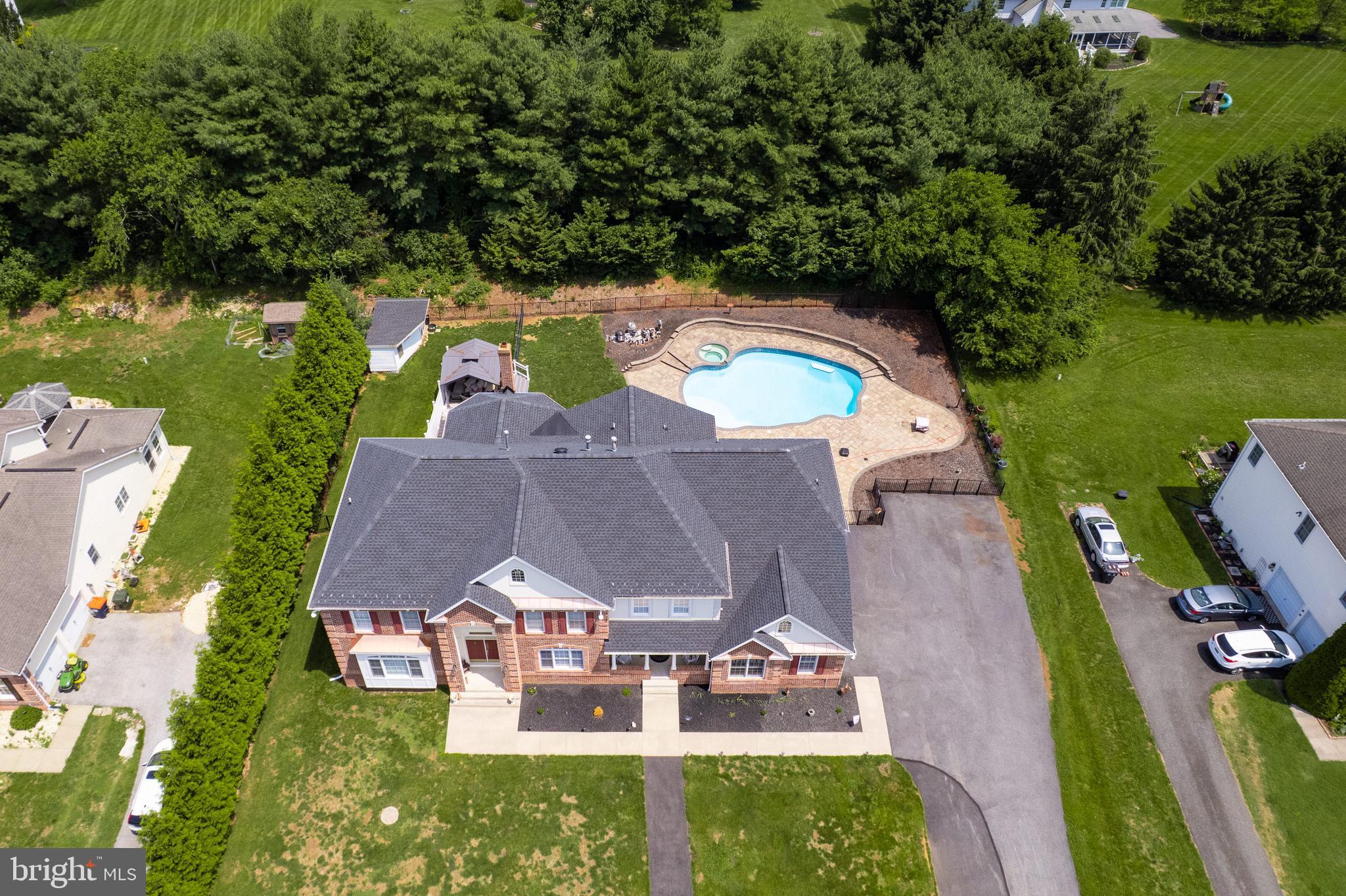 THE RESERVE AT ELK RIVER - Residential