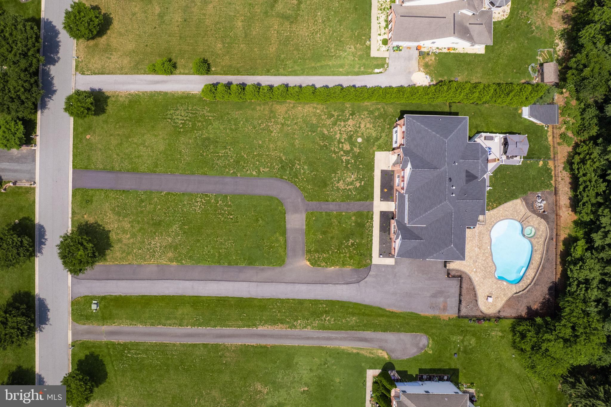THE RESERVE AT ELK RIVER - Residential