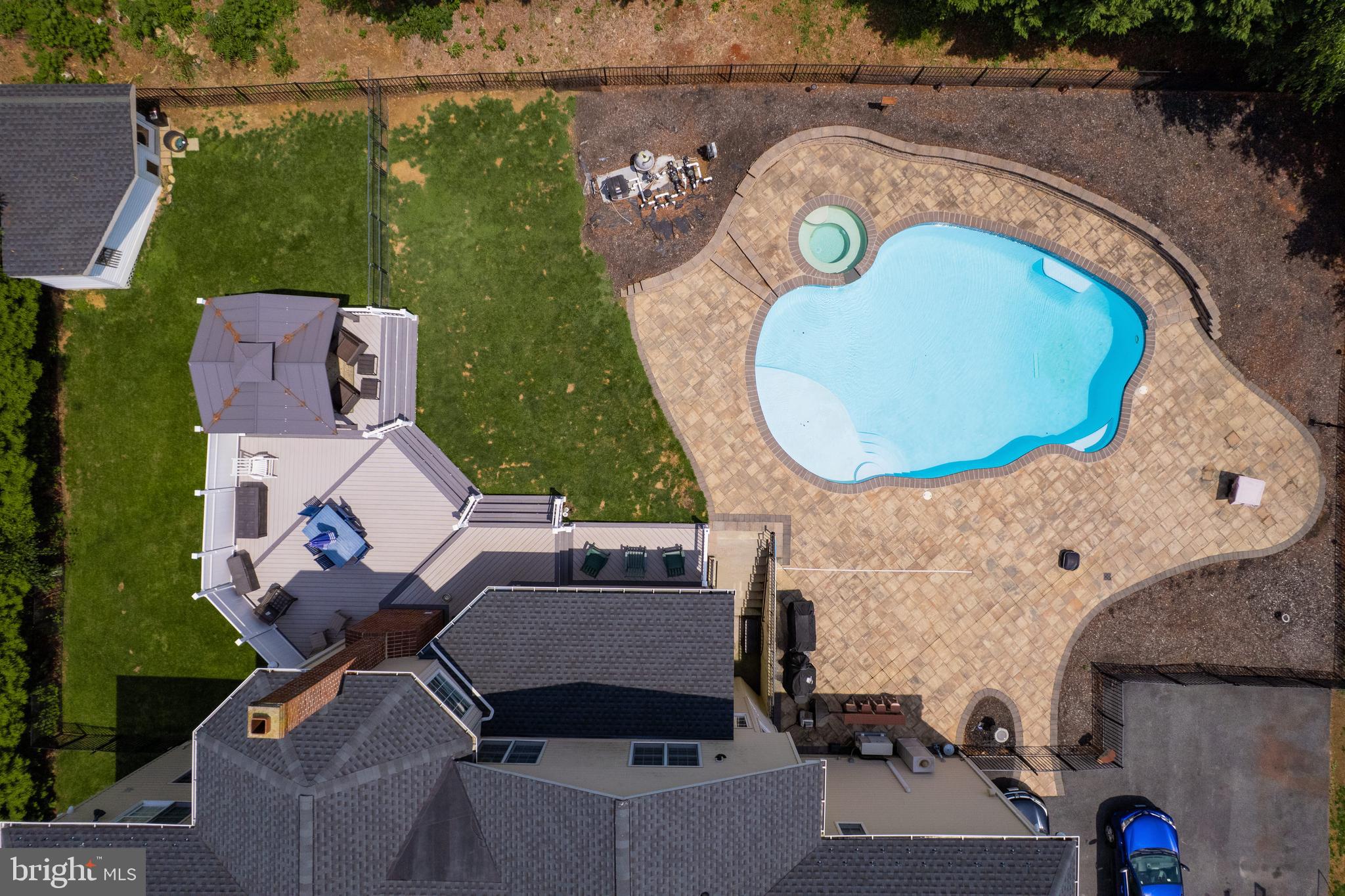 THE RESERVE AT ELK RIVER - Residential