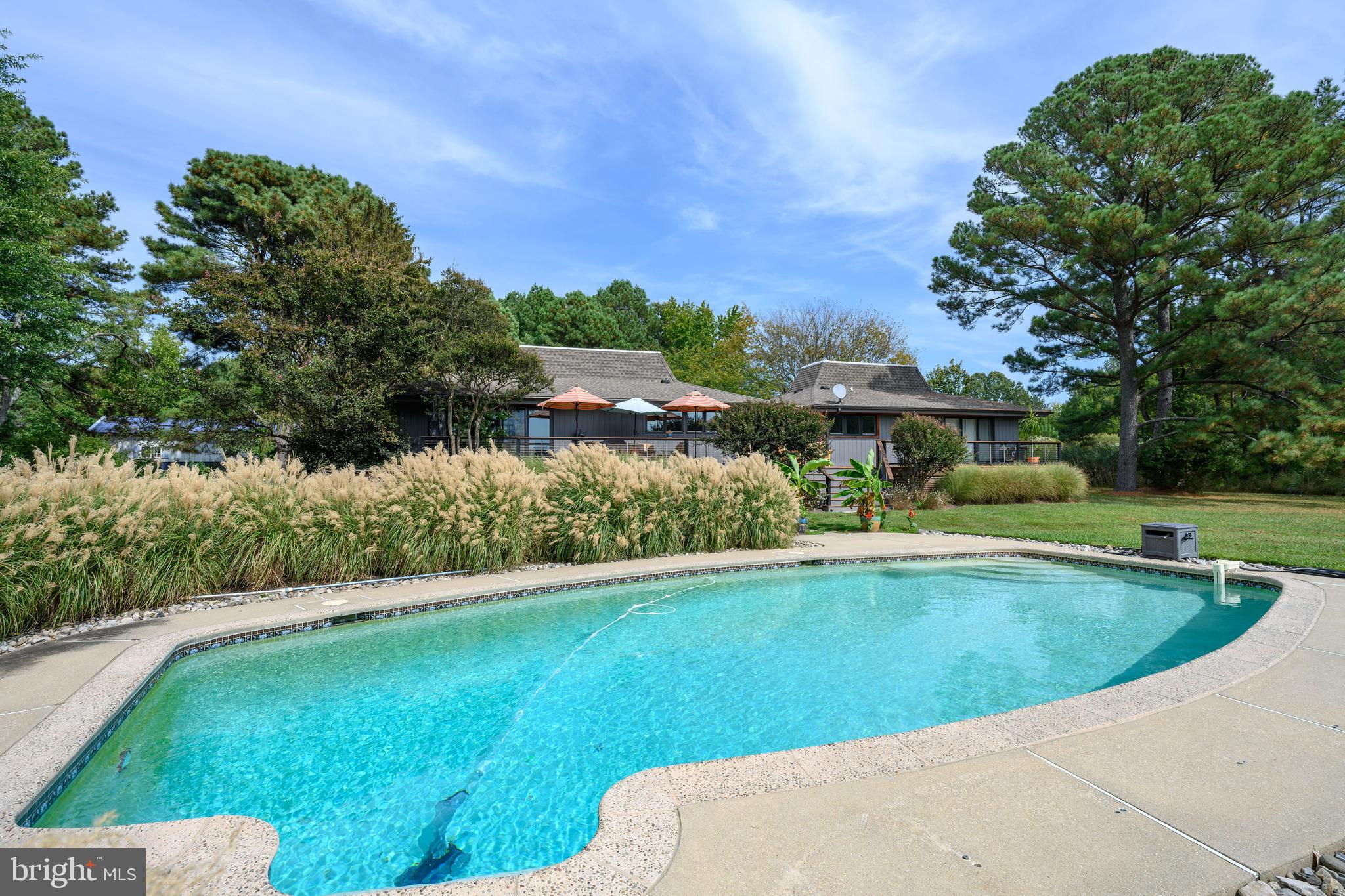 CHURCH NECK - Residential