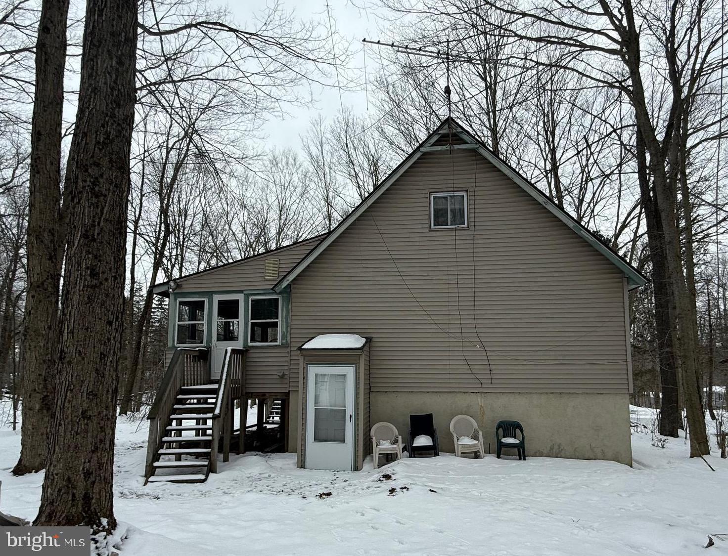 ARROWHEAD LAKE - Residential