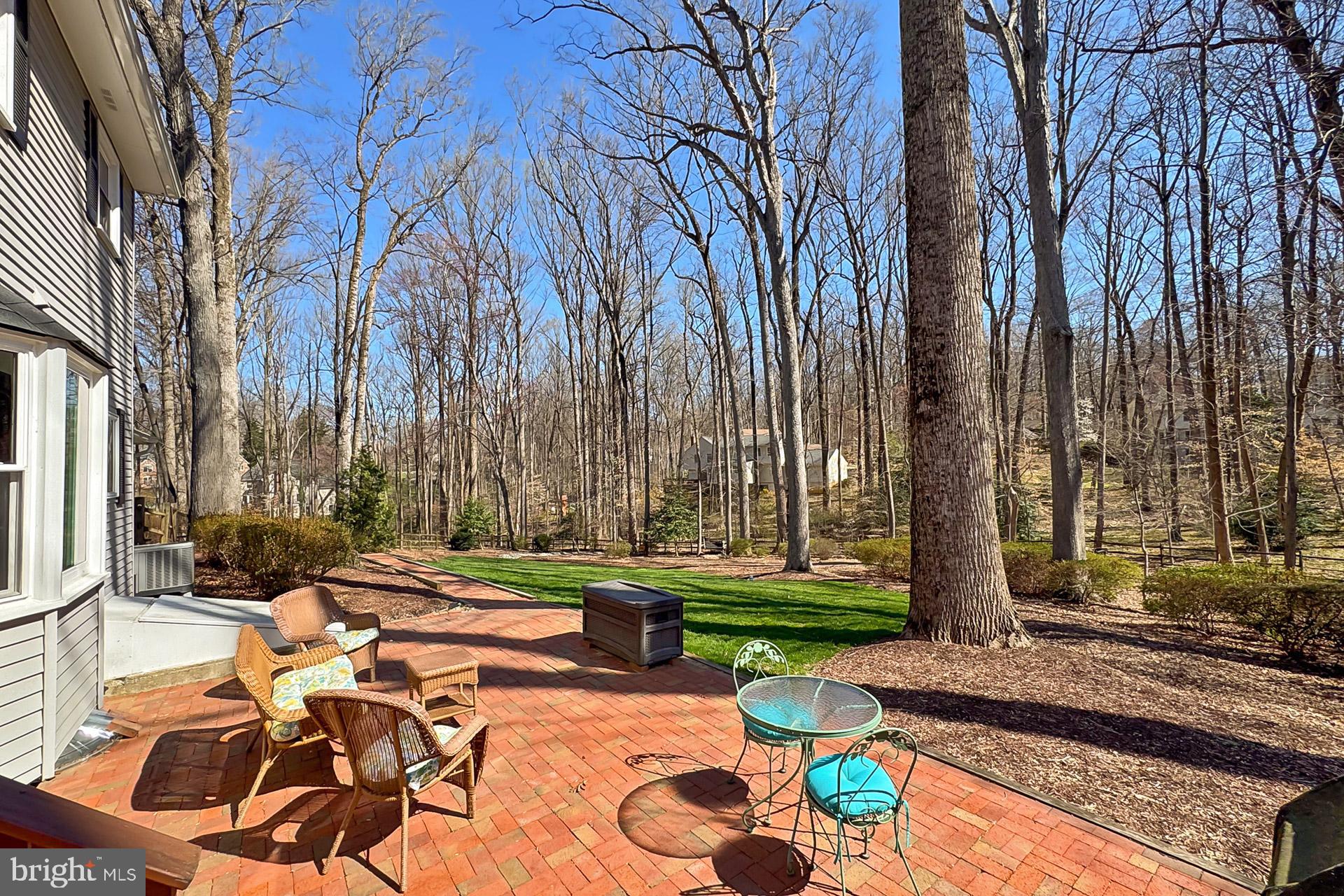 FAIRFAX STATION - Residential