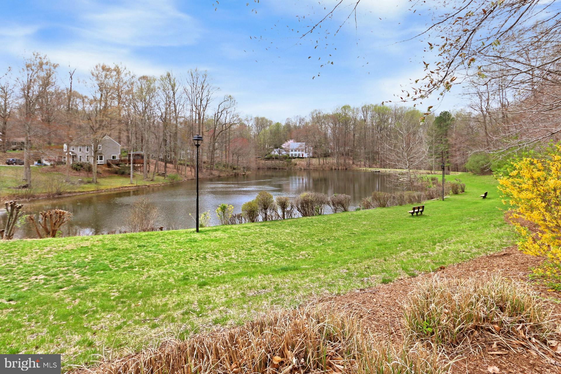 FAIRFAX STATION - Residential