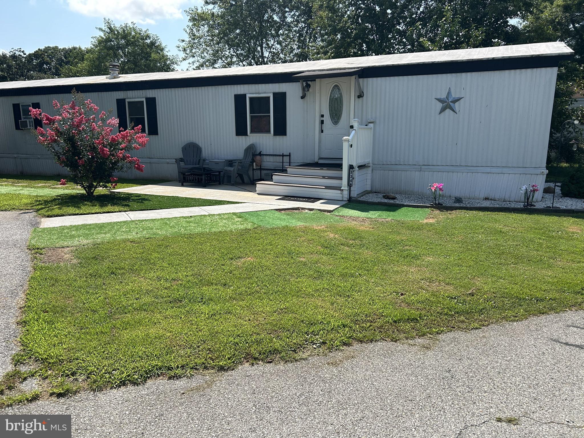 VILLAGE BROOK - Residential