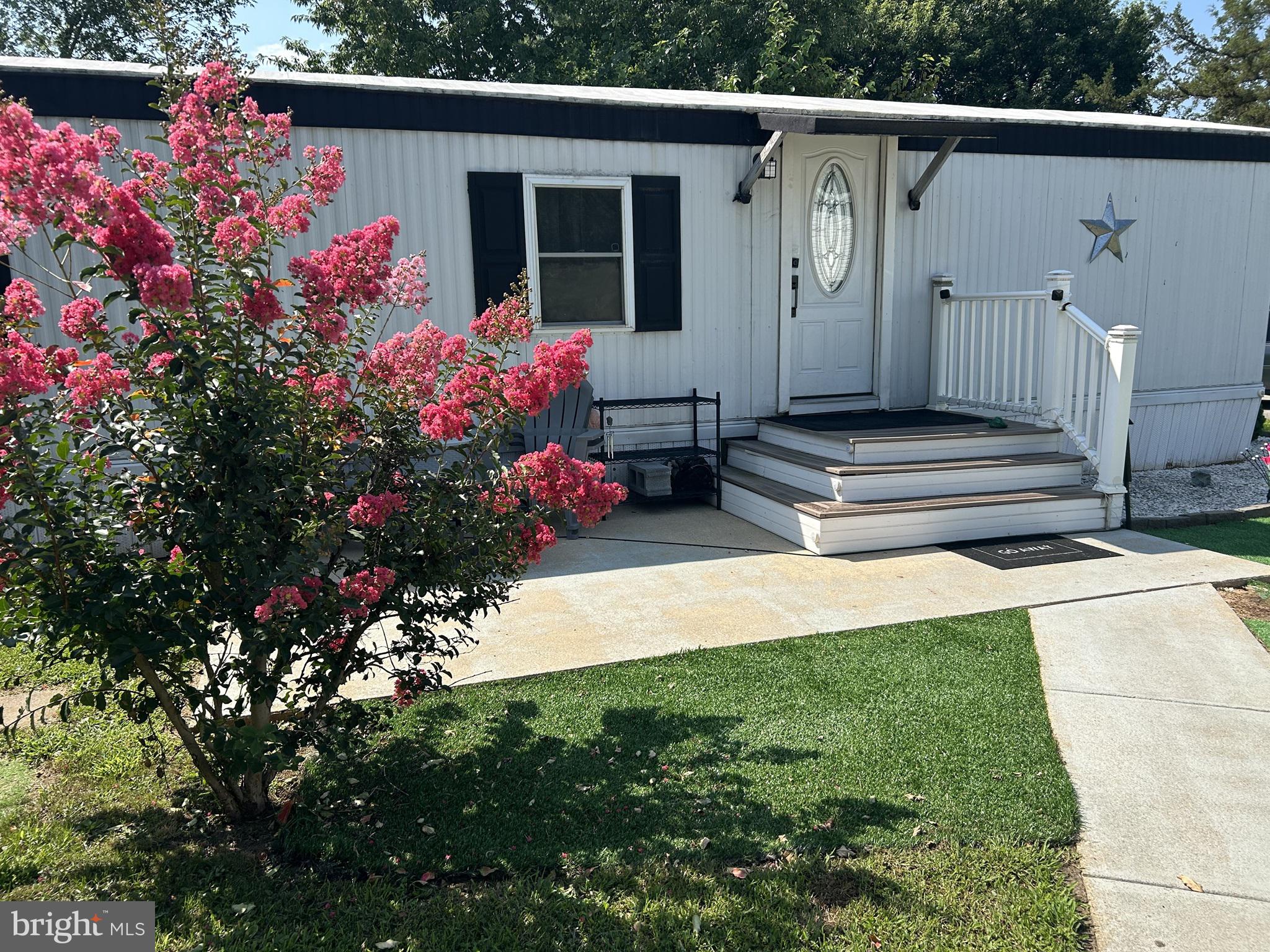 VILLAGE BROOK - Residential