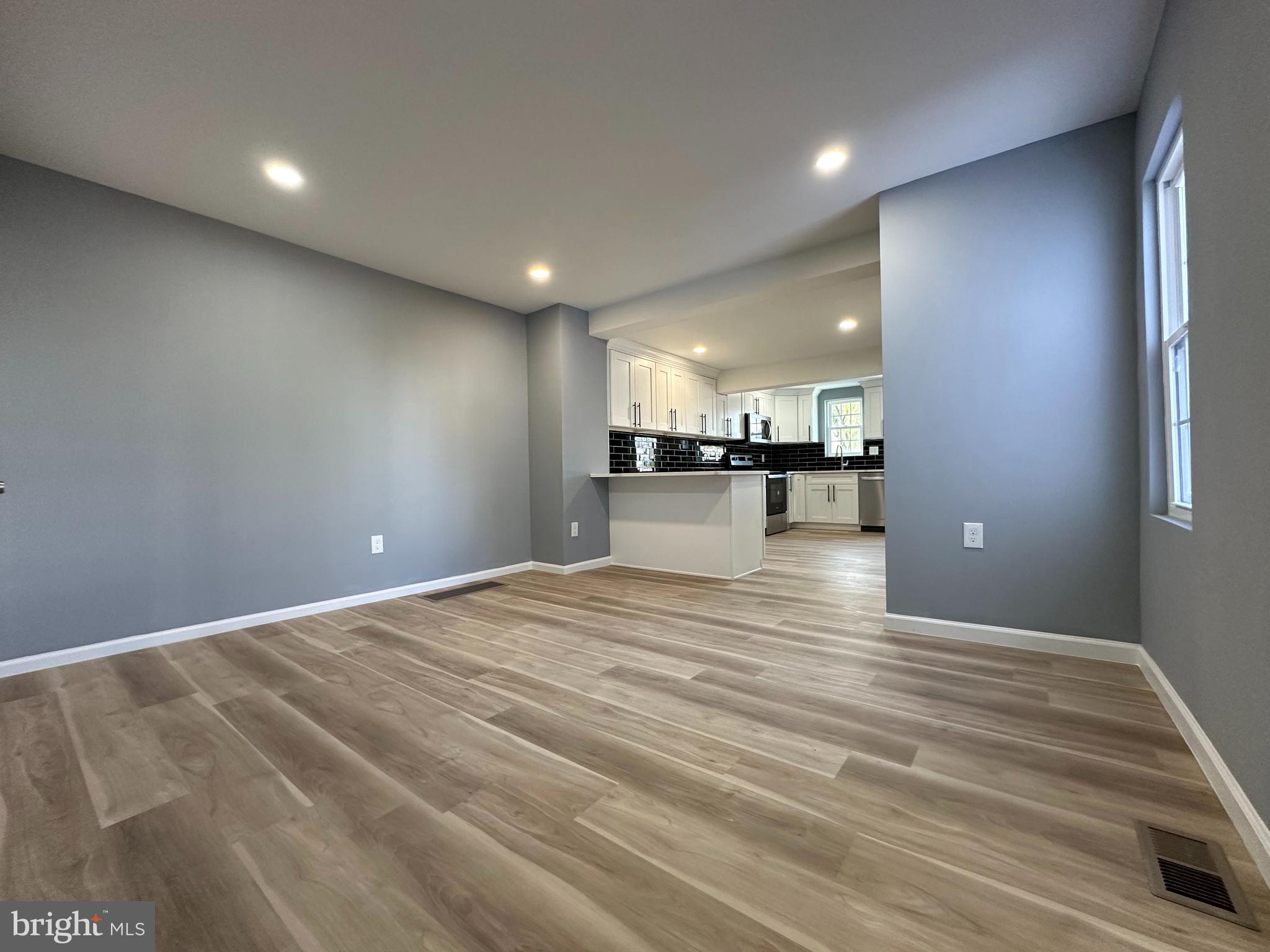 CORNWELL HGTS - Residential