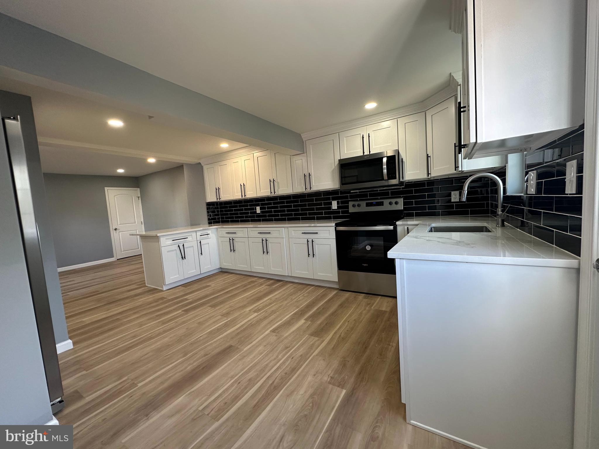 CORNWELL HGTS - Residential