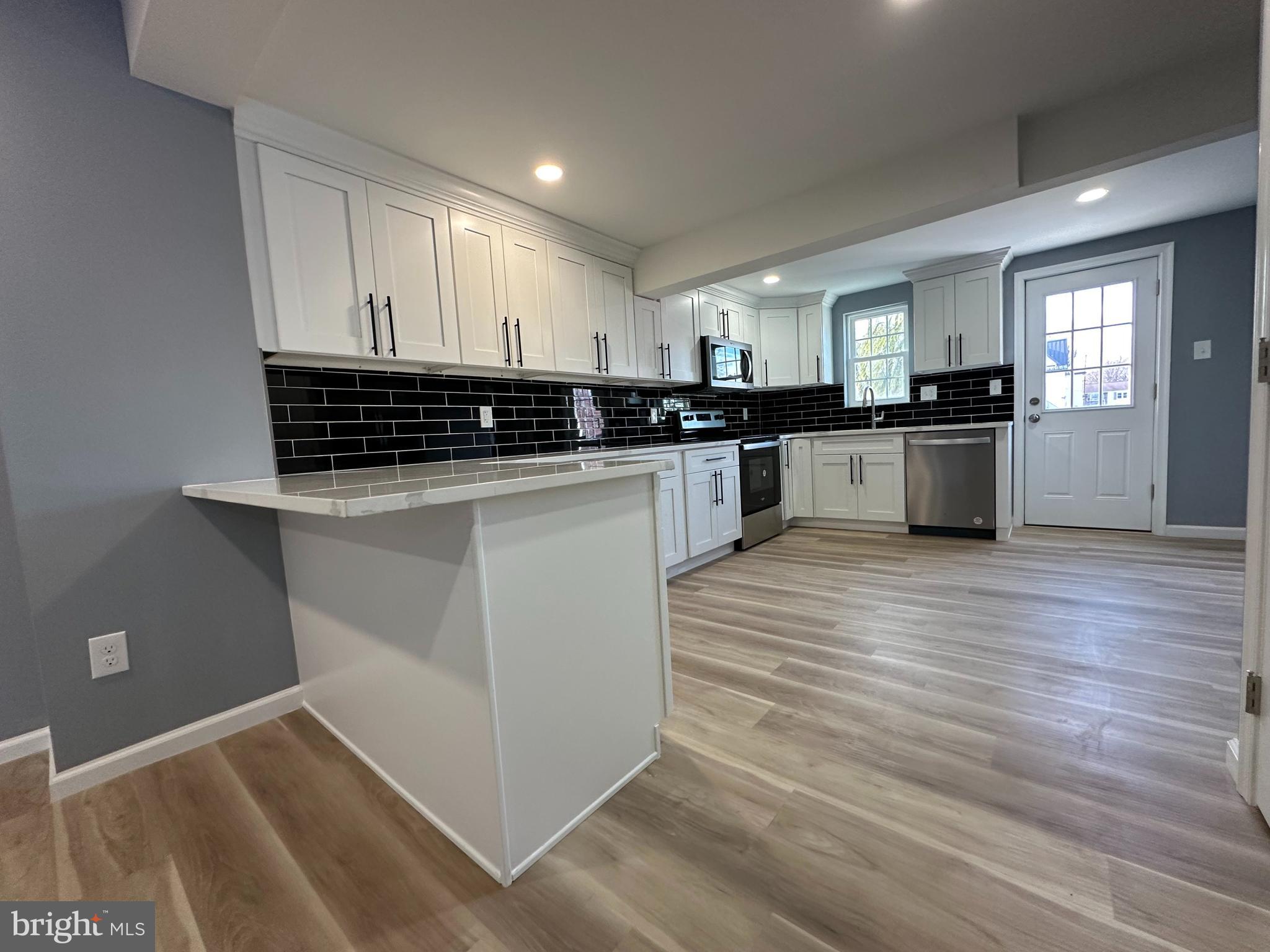 CORNWELL HGTS - Residential