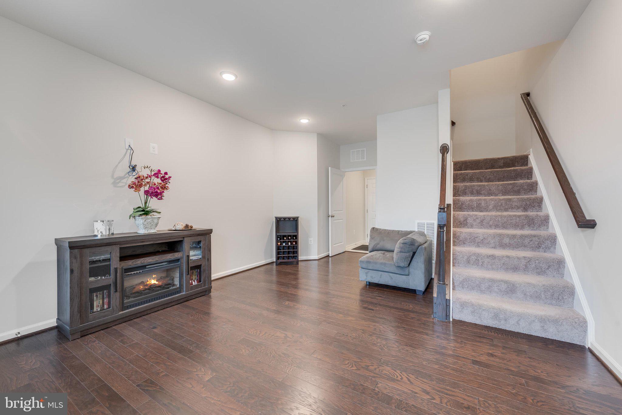 STONE RIDGE - Residential