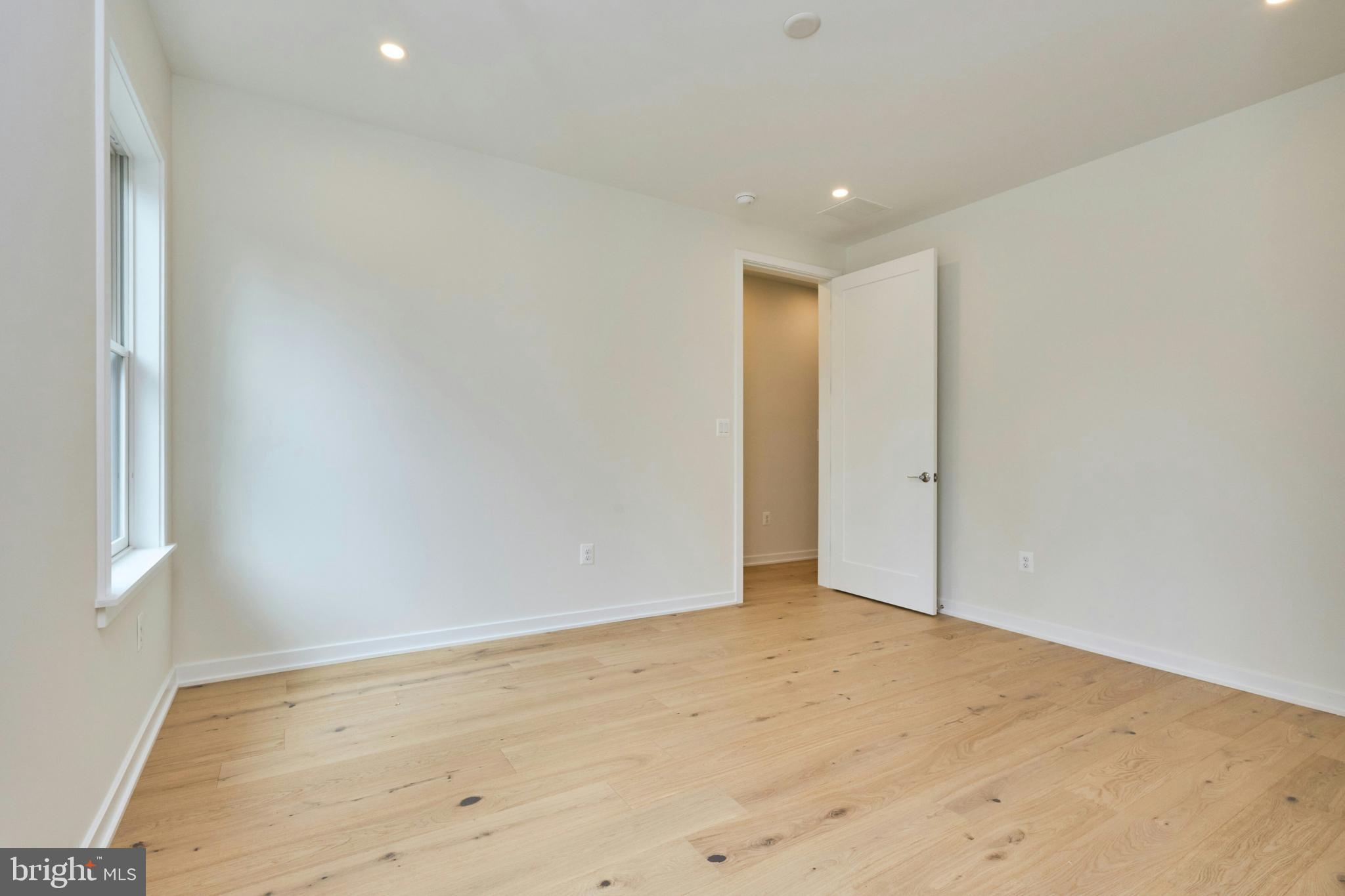 ASHTON HEIGHTS - Residential
