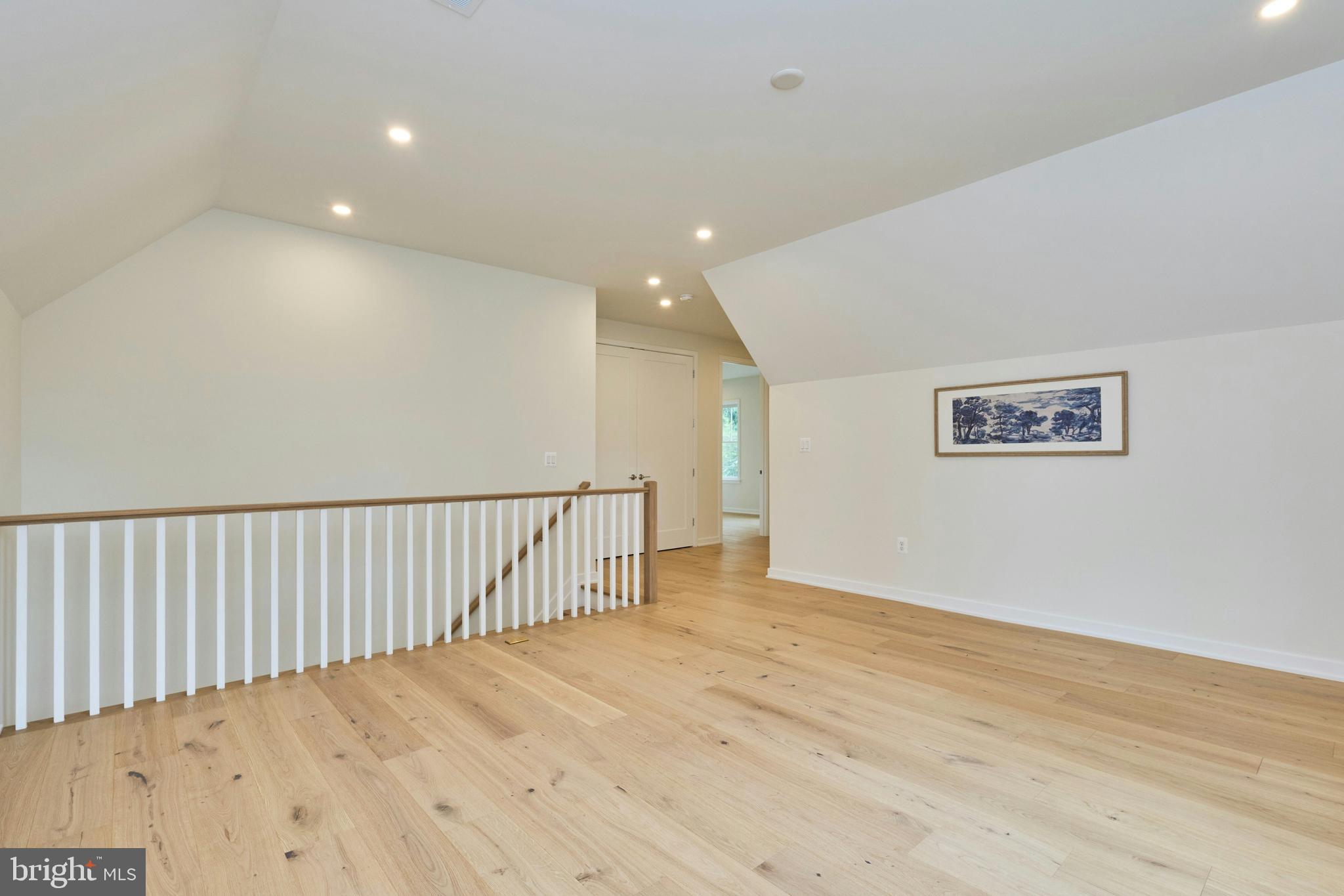 ASHTON HEIGHTS - Residential