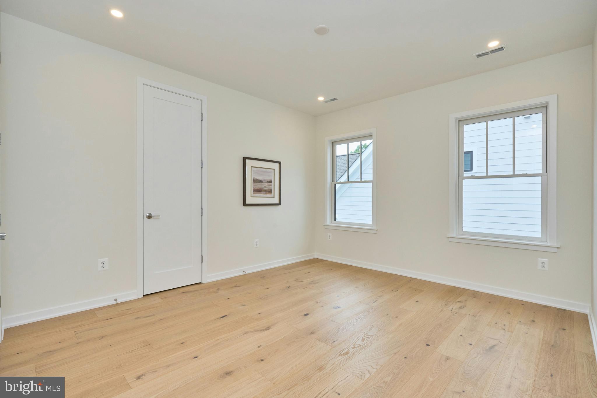 ASHTON HEIGHTS - Residential