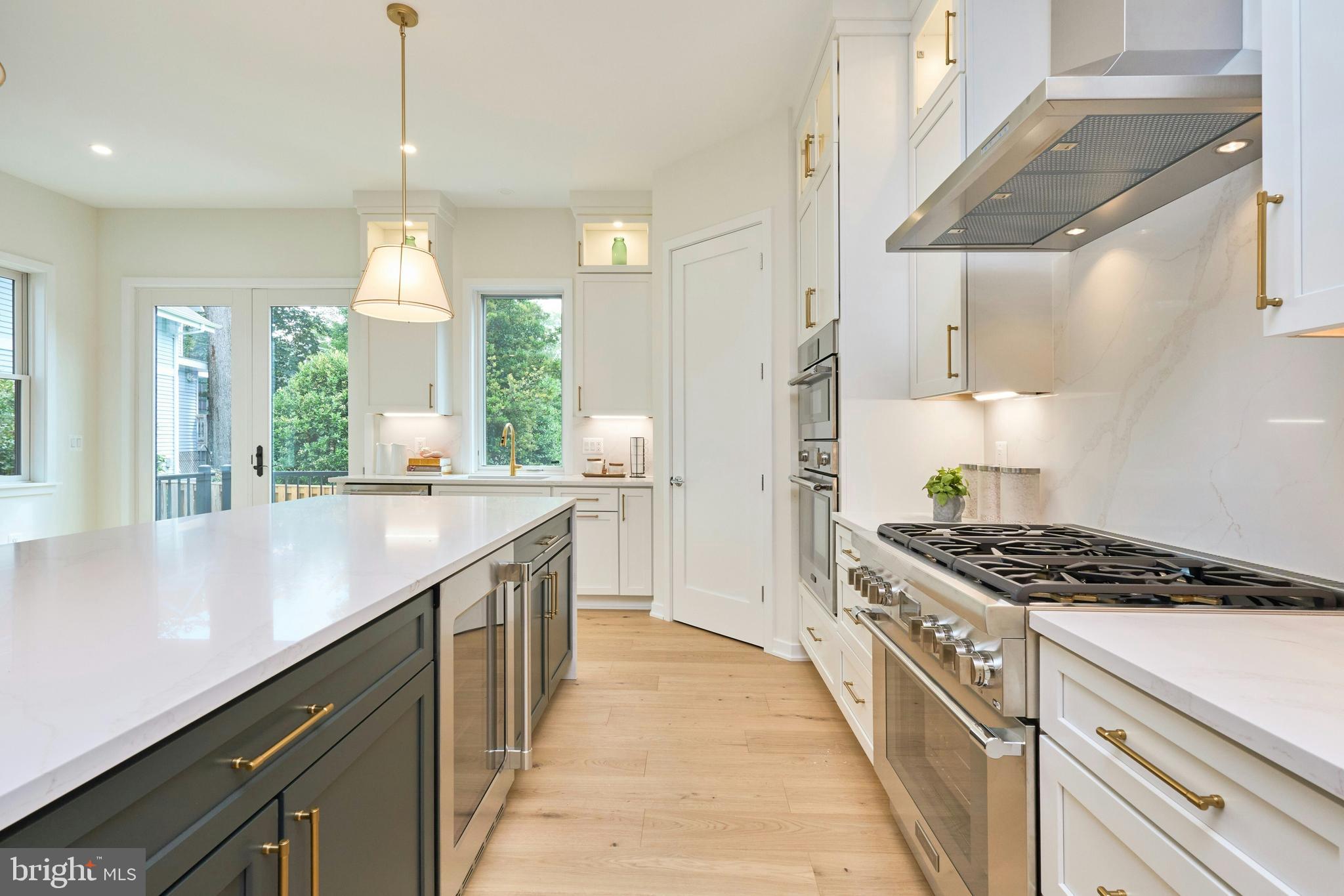ASHTON HEIGHTS - Residential