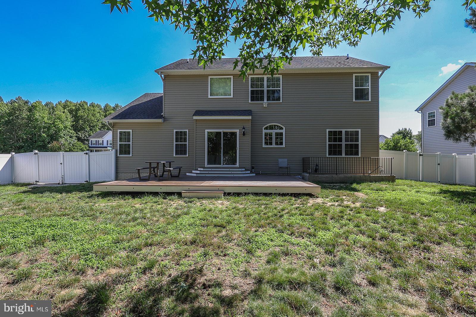 PEMBROOKE - Residential