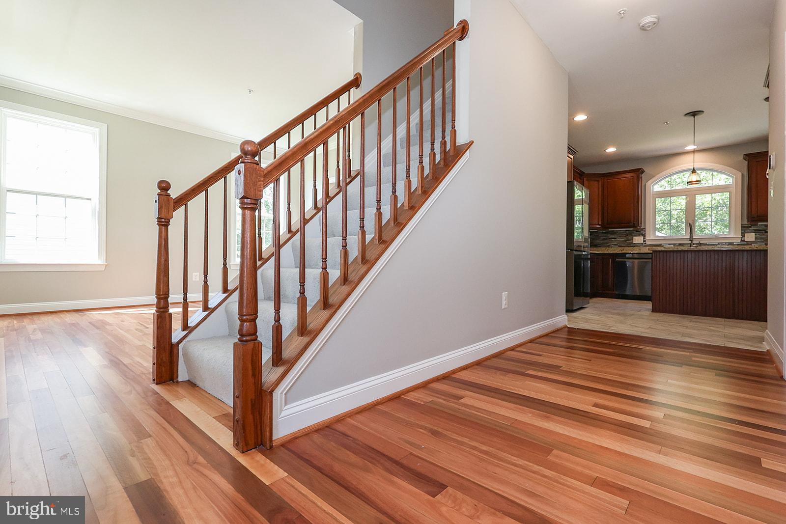PEMBROOKE - Residential