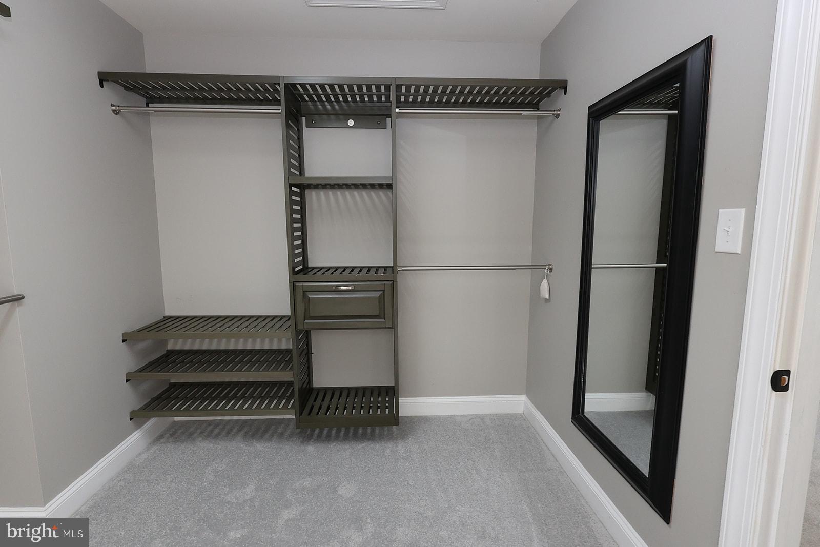 PEMBROOKE - Residential