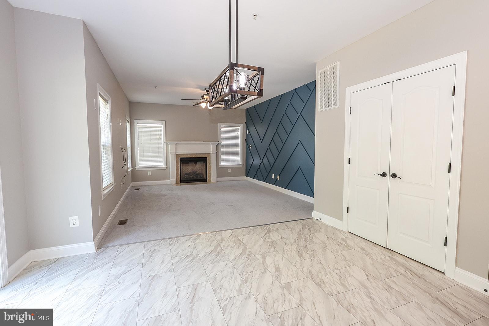 PEMBROOKE - Residential