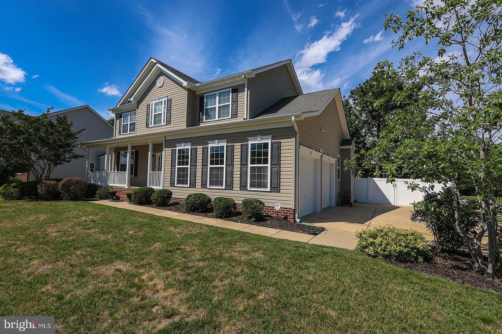 PEMBROOKE - Residential