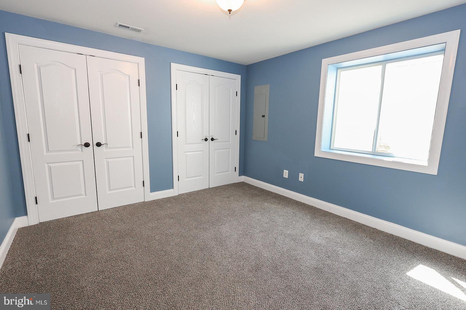PEMBROOKE - Residential