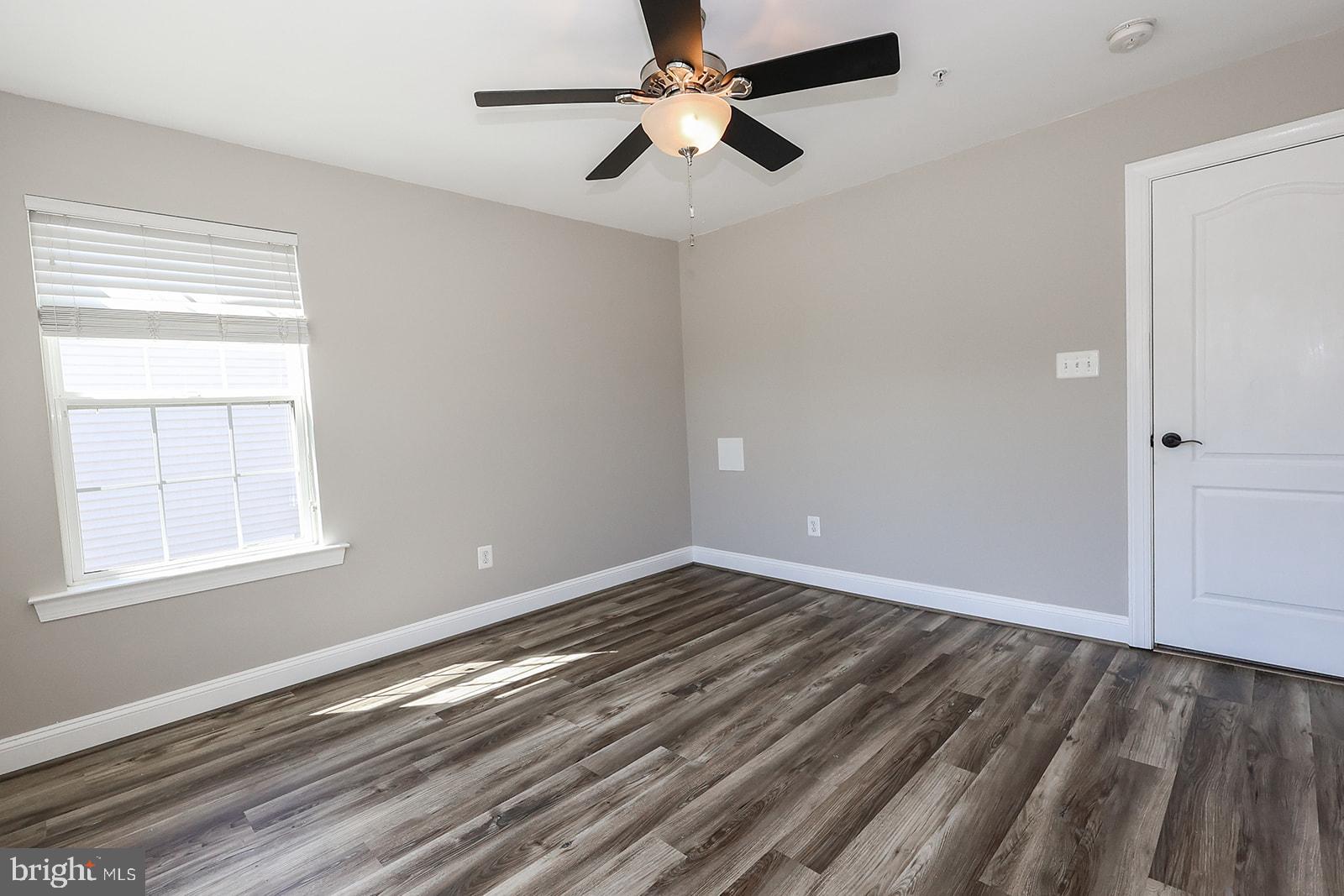 PEMBROOKE - Residential