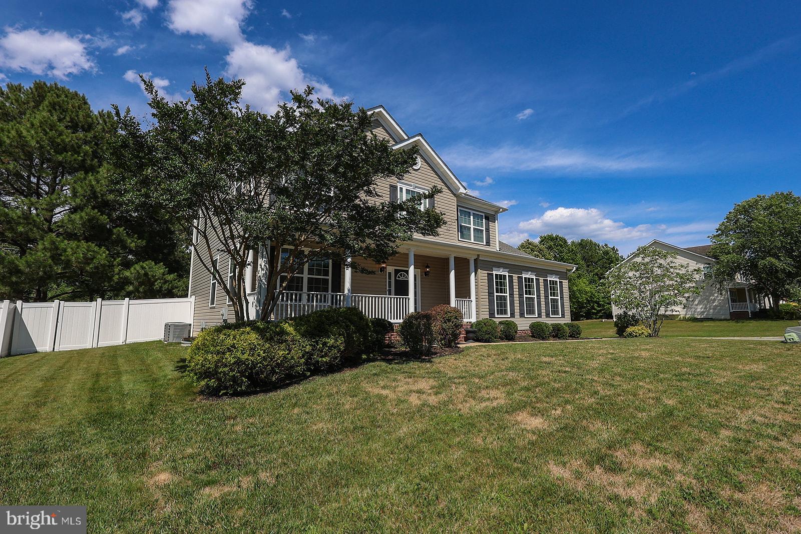 PEMBROOKE - Residential