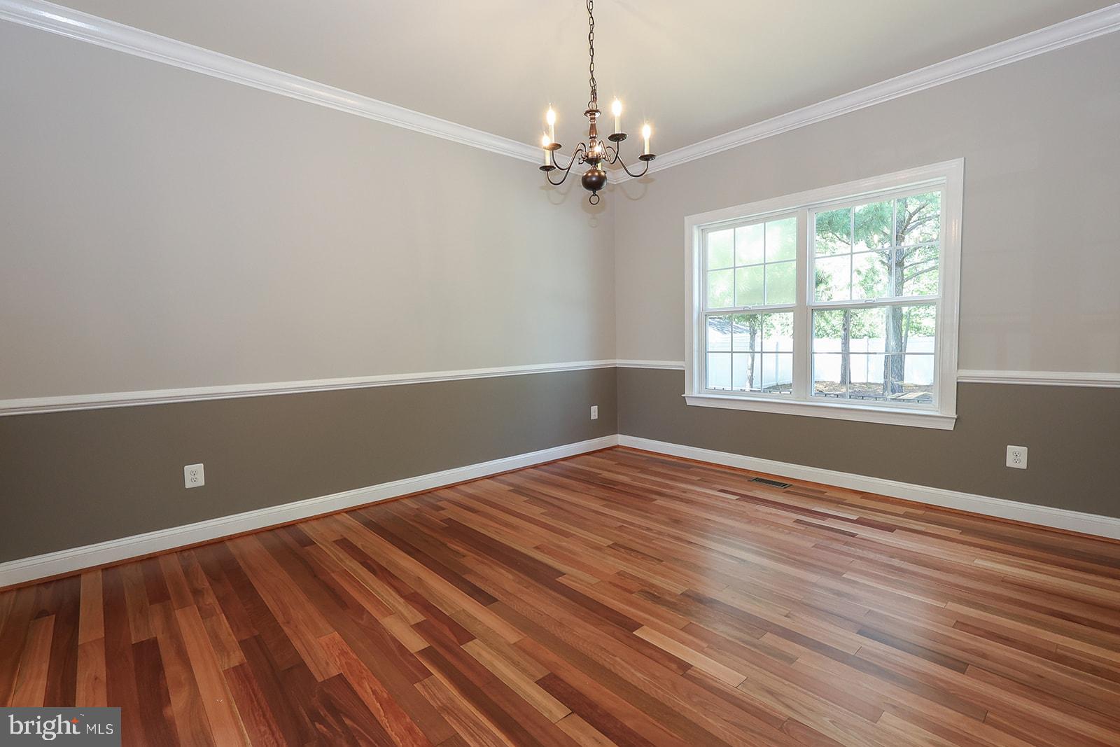 PEMBROOKE - Residential