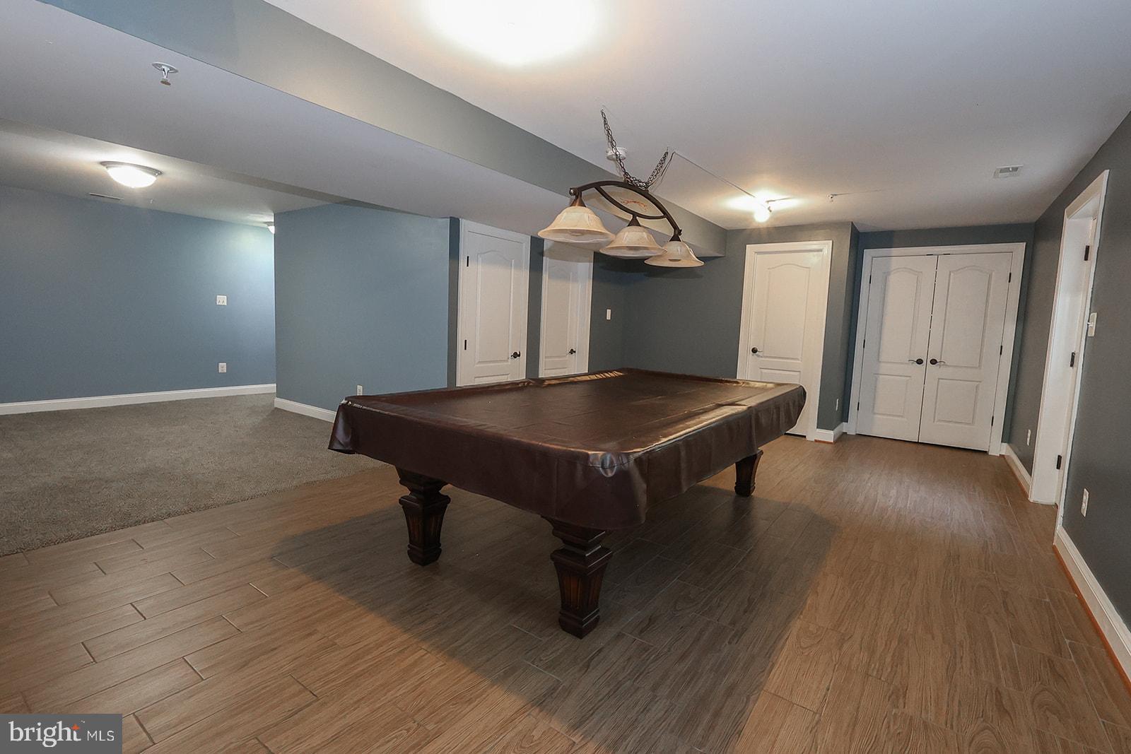 PEMBROOKE - Residential