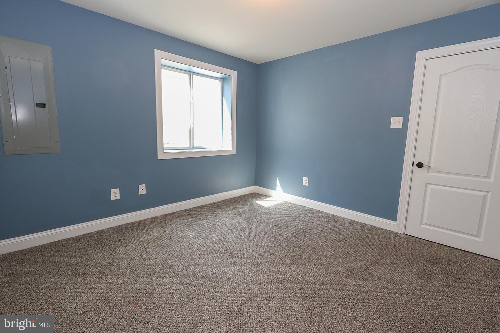 PEMBROOKE - Residential