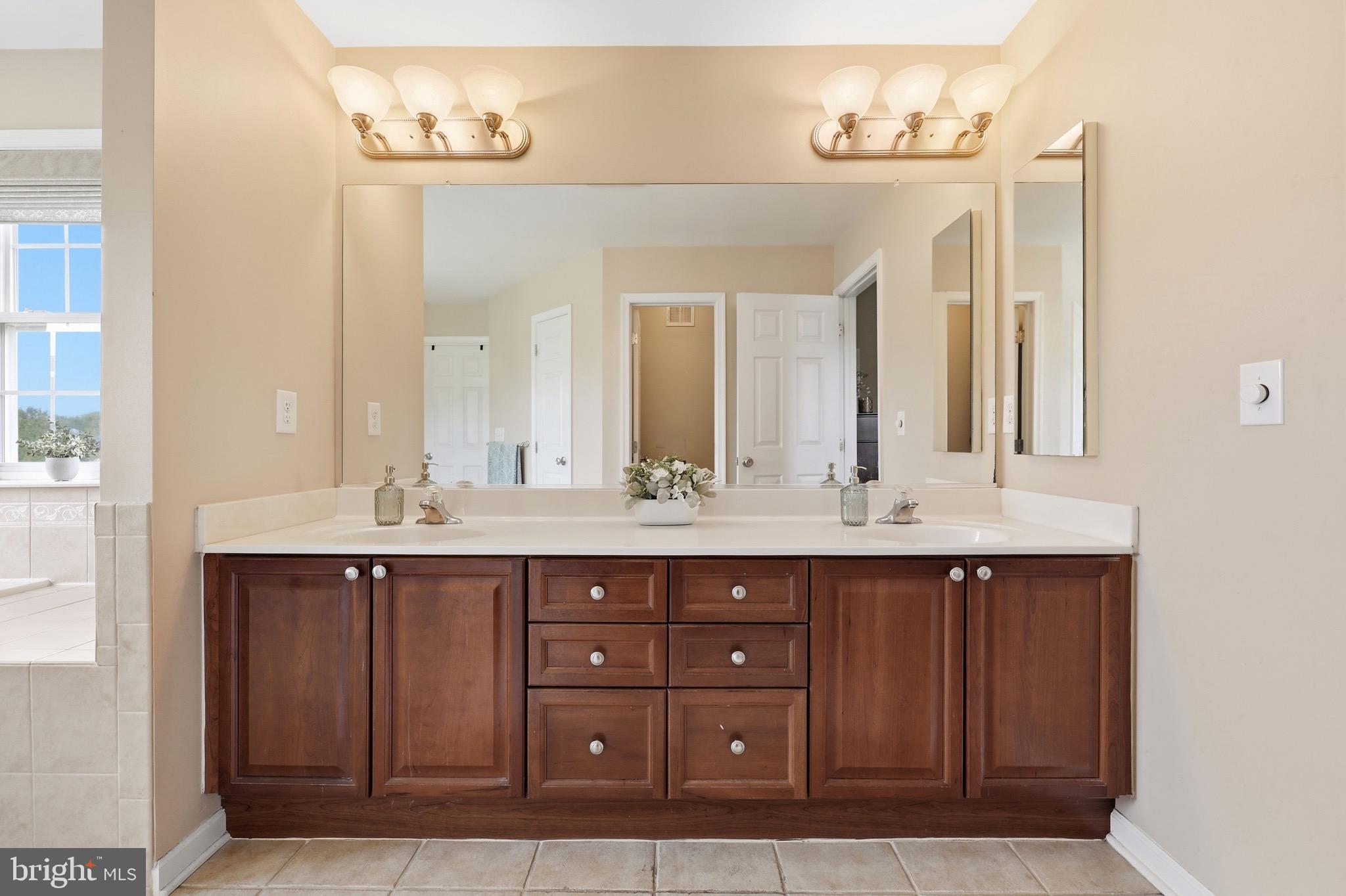 RIDGES OF TUSCARORA - Residential