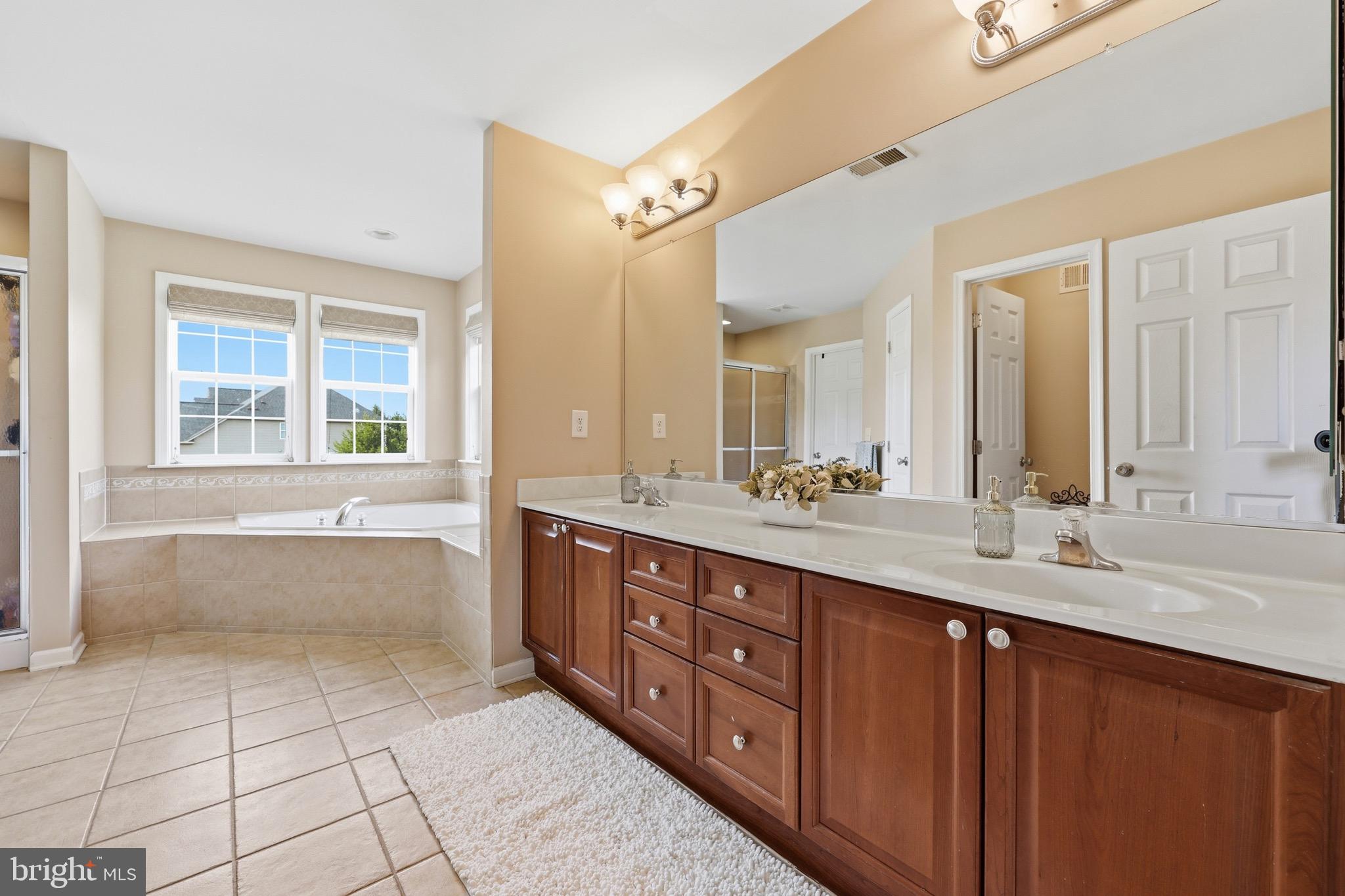 RIDGES OF TUSCARORA - Residential