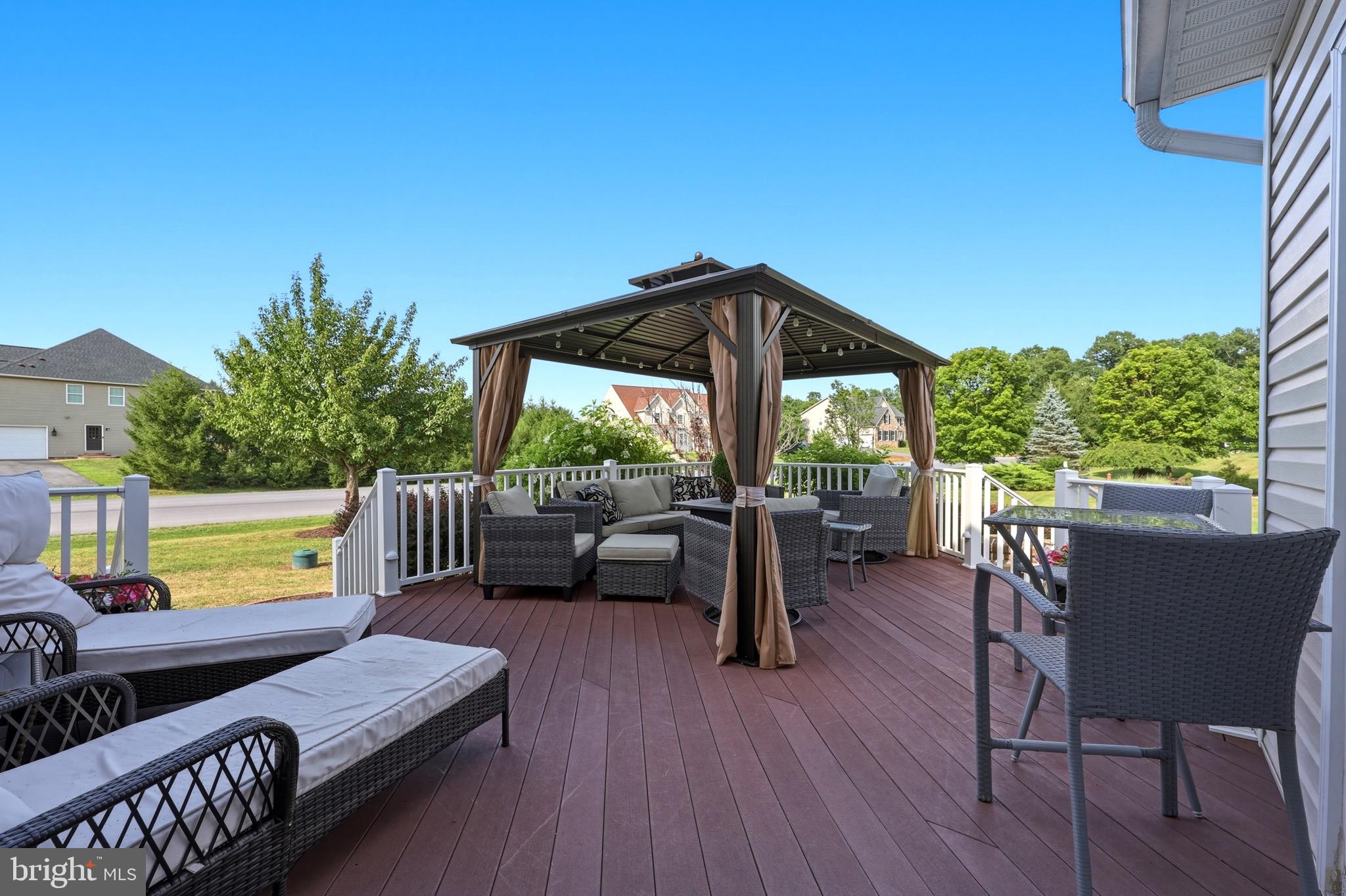 RIDGES OF TUSCARORA - Residential
