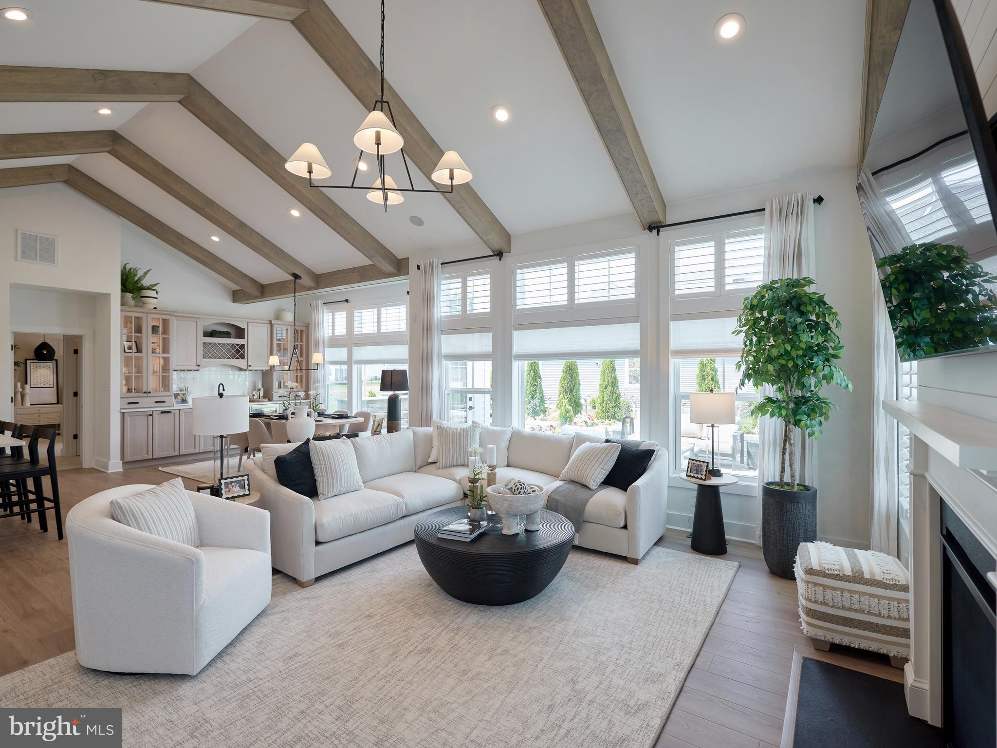 INDEPENDENCE - Residential