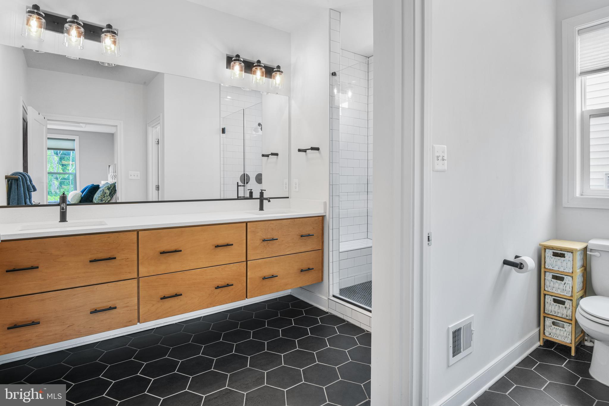 LANDSDALE - Residential