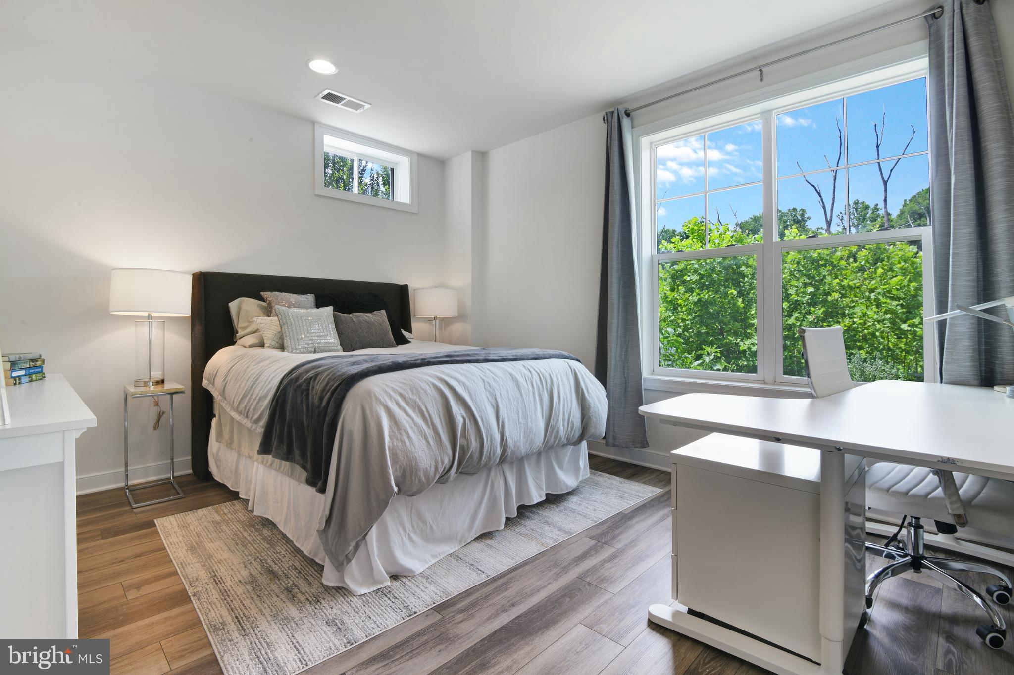 LANDSDALE - Residential