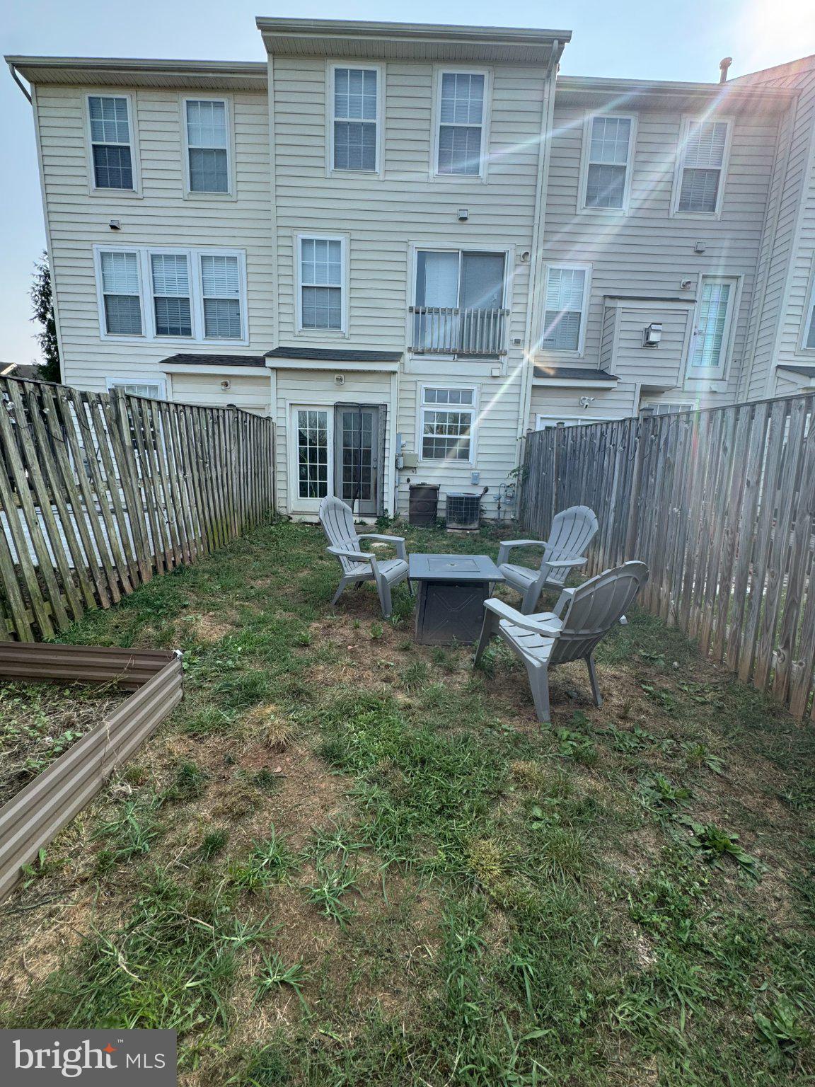ASHBURN VILLAGE - Residential