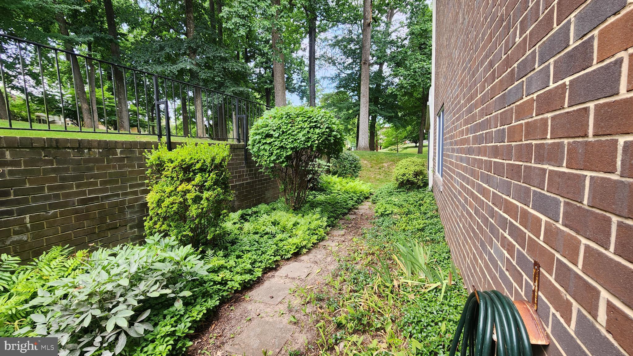 MONTGOMERY MUTUAL COOP - Residential