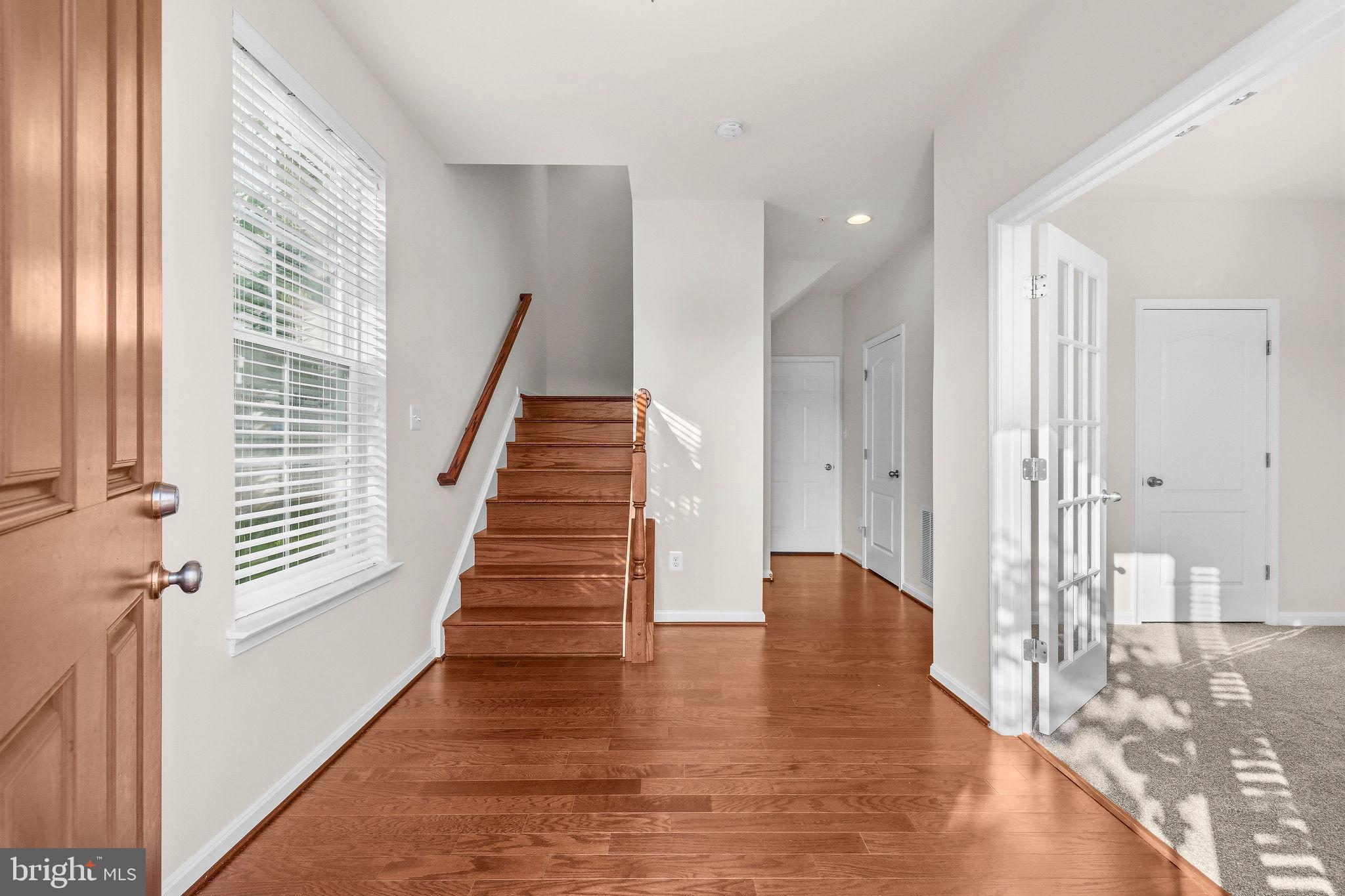 KENSINGTON HEIGHTS - Residential