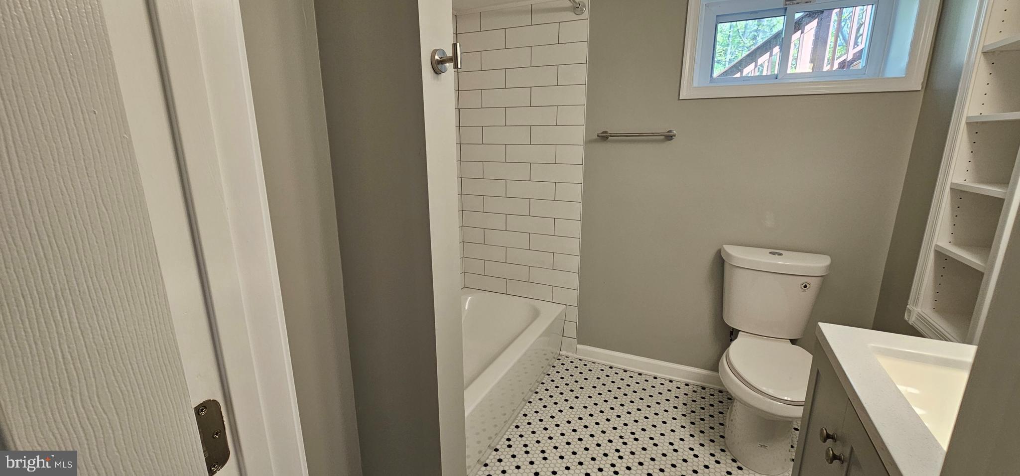 ALEXANDRIA - Residential Lease