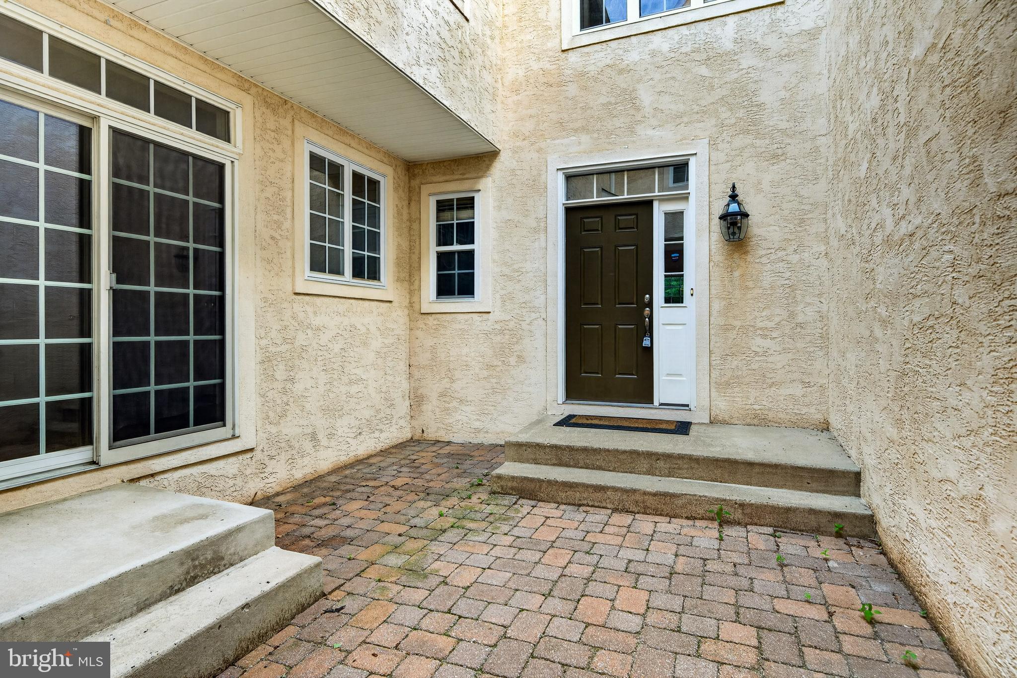 CHERRY CREEK - Residential